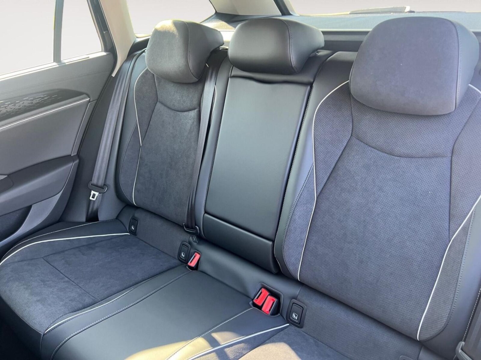 Volkswagen Passat – Bild 14