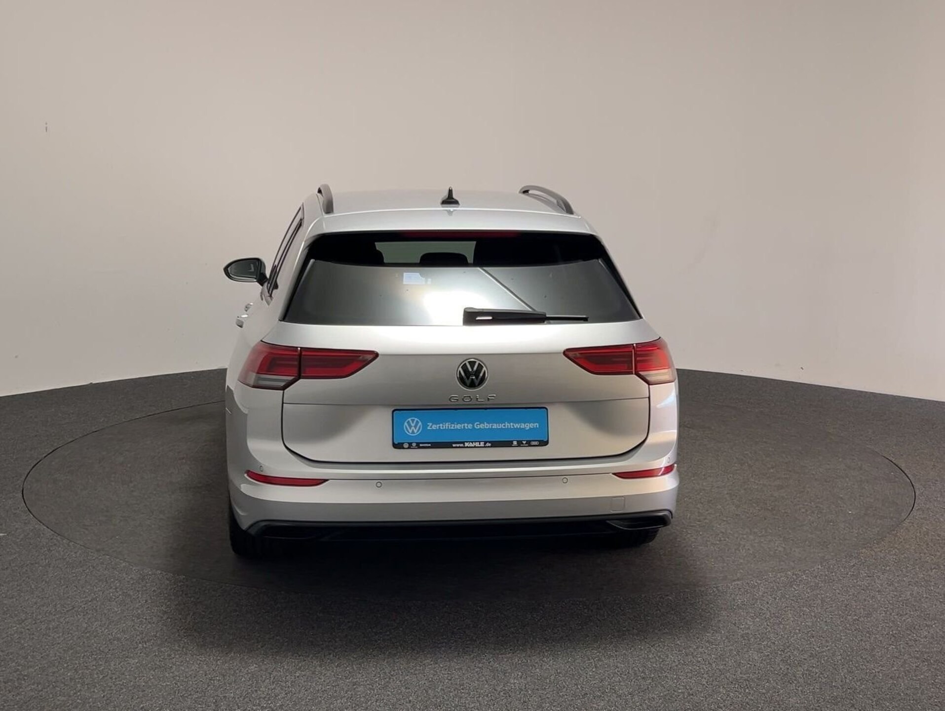 Volkswagen Golf Variant Life