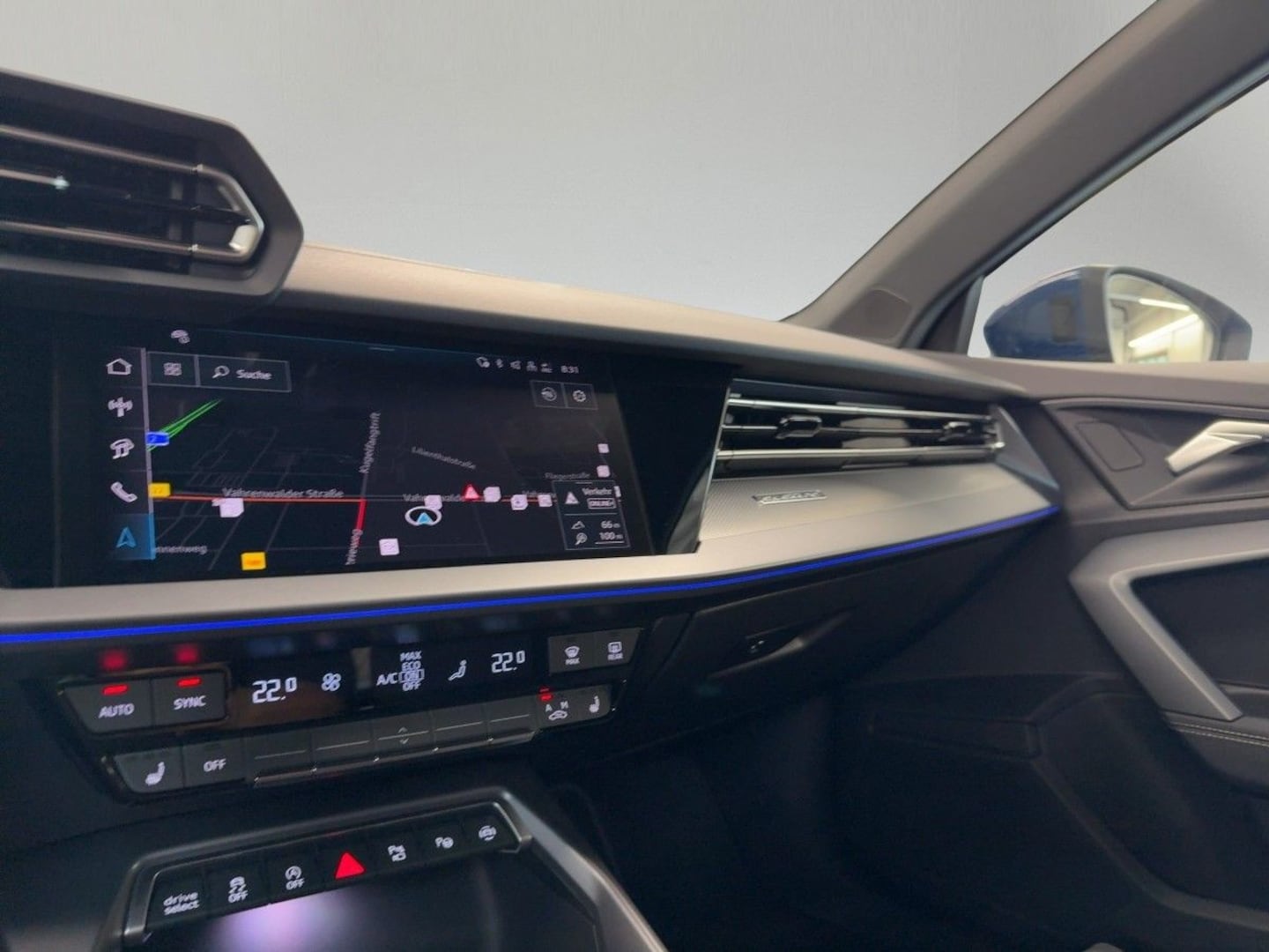 Bild über Audi S3 Limousine TFSI quattro S tronic - für weitere Informationen kontaktieren Sie den Audi Partner
