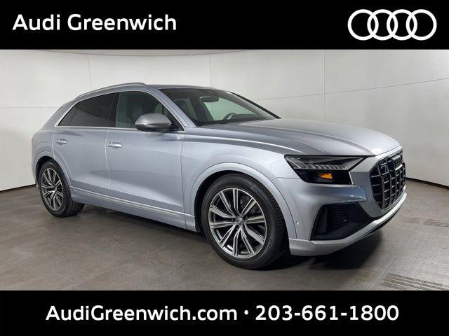 2020 Audi SQ8 Prestige's photo