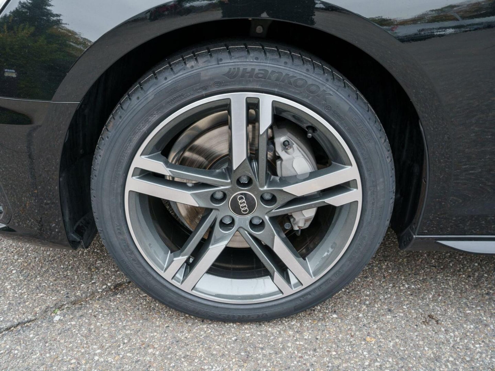 Audi A4 Avant S line