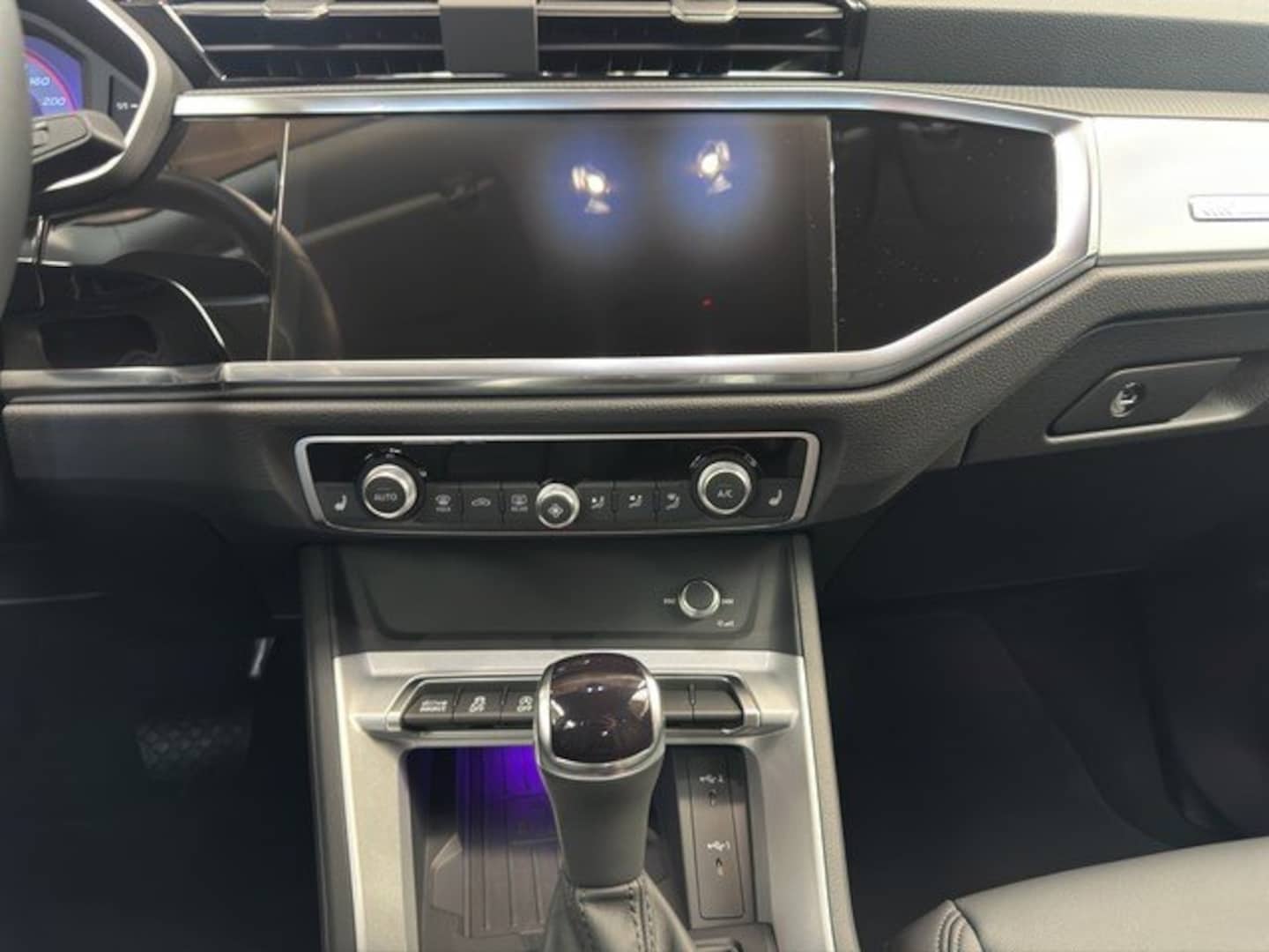 Bild über Audi Q3 Sportback S line 35 TDI S tronic - für weitere Informationen kontaktieren Sie den Audi Partner