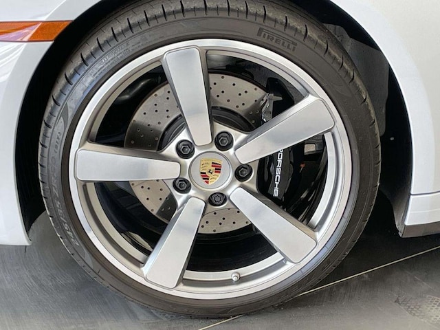 2024 Porsche 911 S - Photo 11