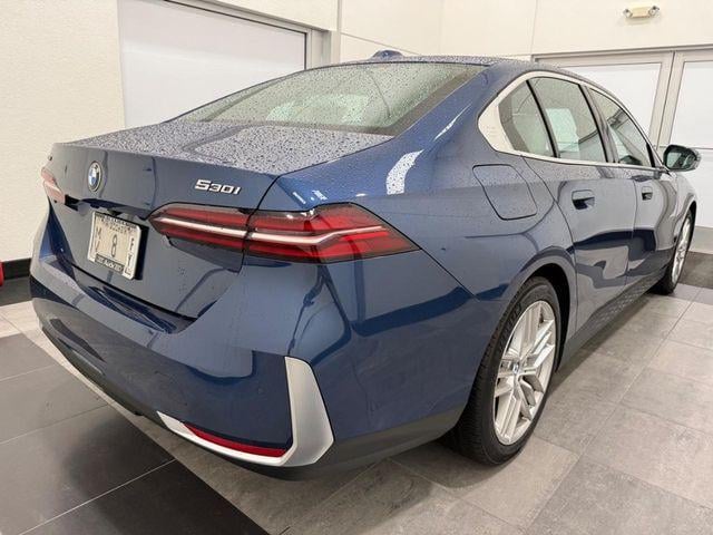 2024 BMW 530i