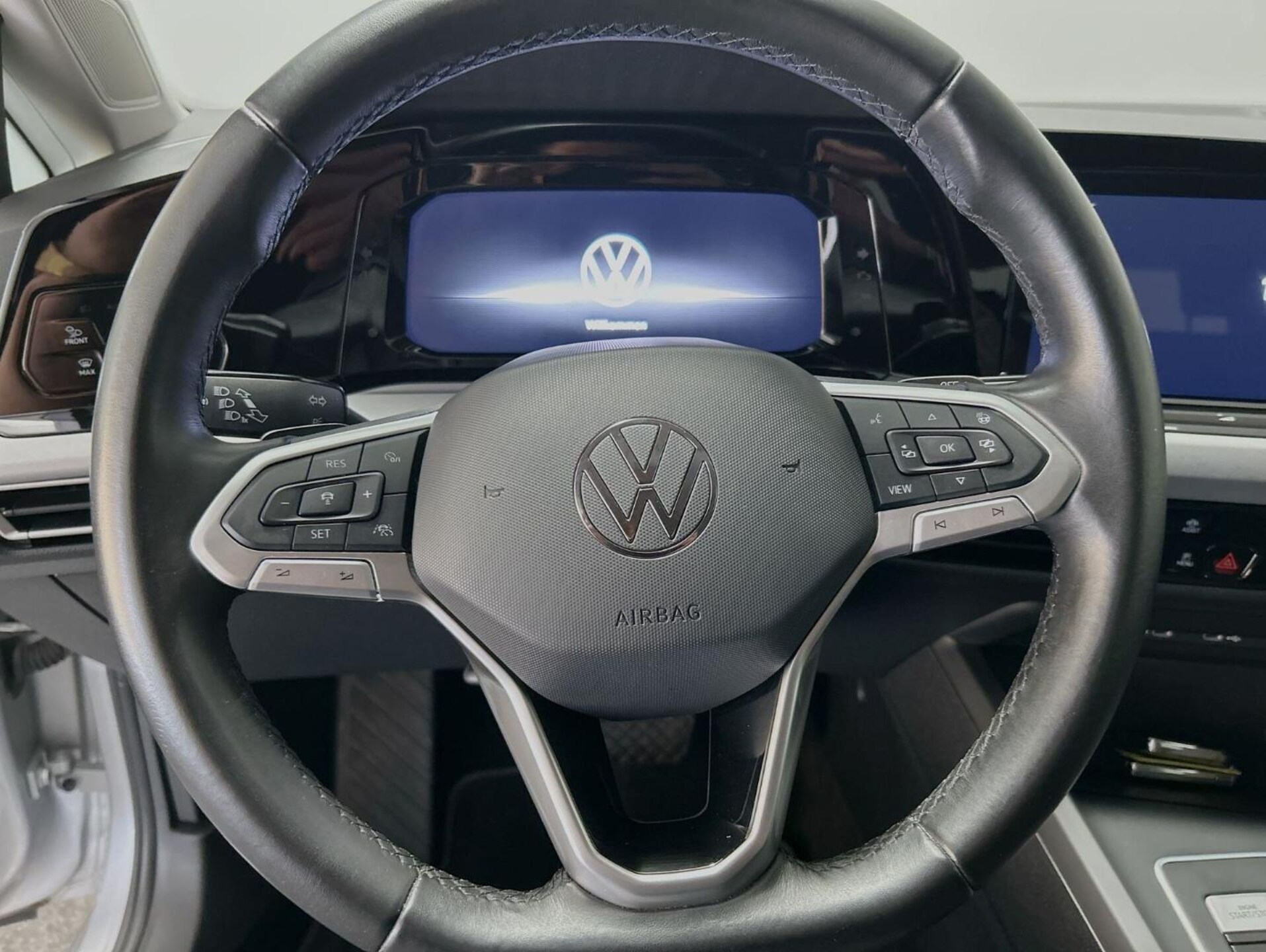 Volkswagen Golf Variant Life