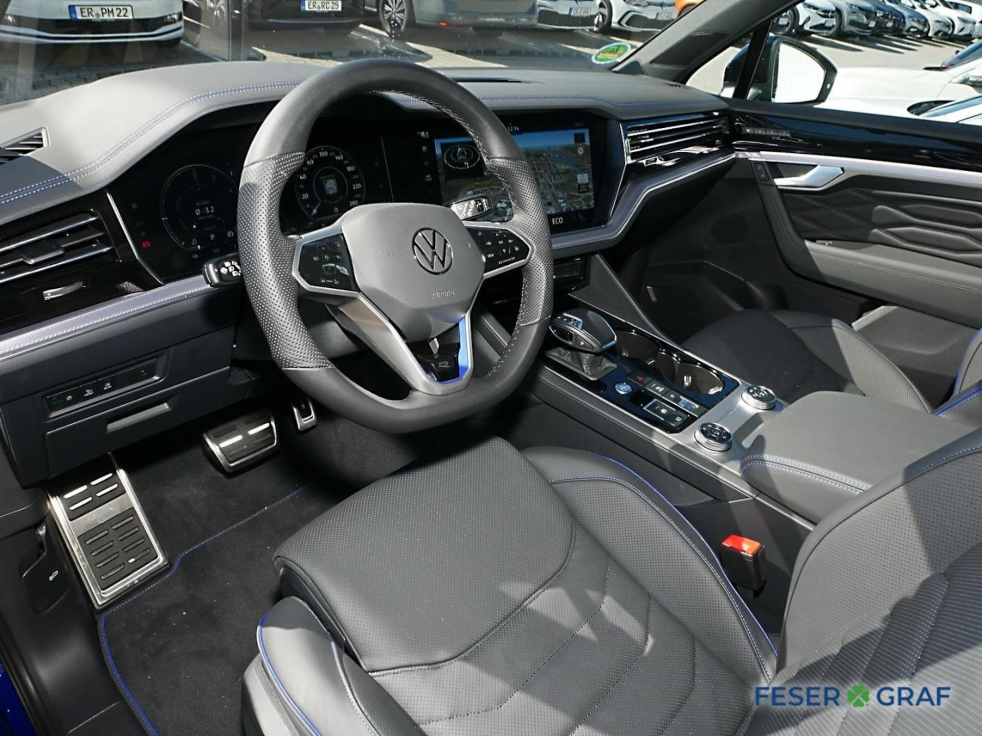 Volkswagen Touareg R