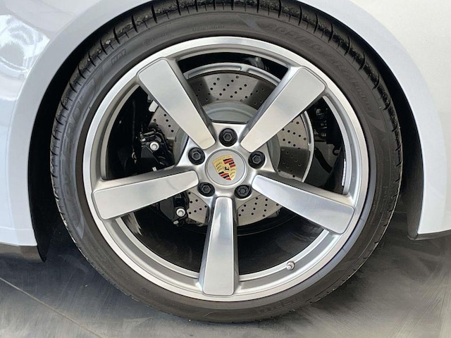 2024 Porsche 911 S - Photo 12