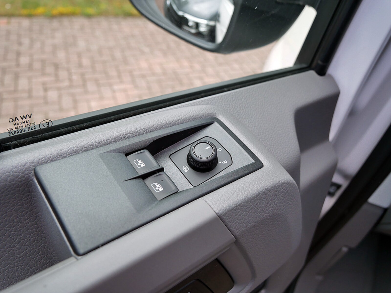Volkswagen Crafter Kasten mittlerer Radstand – Bild 15