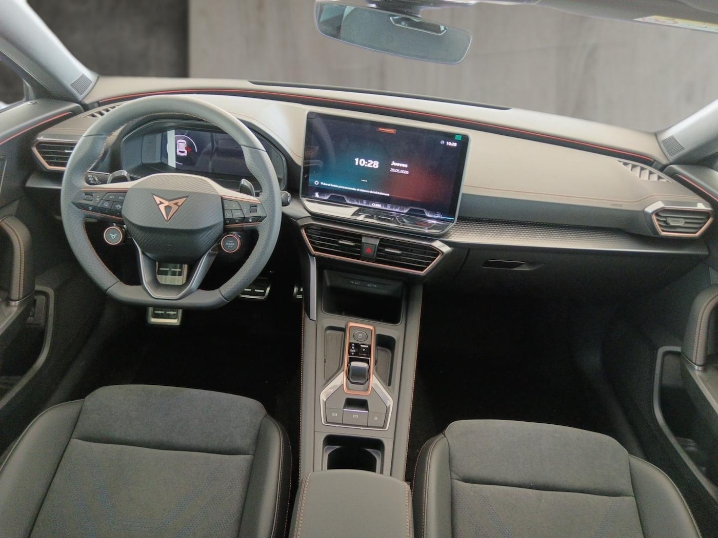 CUPRA Formentor 1.5 TSI e-Hybrid DSG 150 kW (204 CV) — photo 4