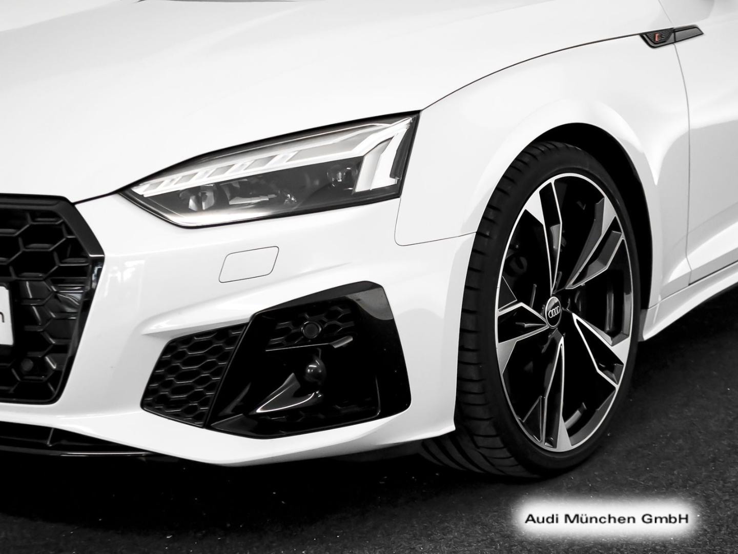 Bild über - für weitere Informationen kontaktieren Sie den Audi Partner
