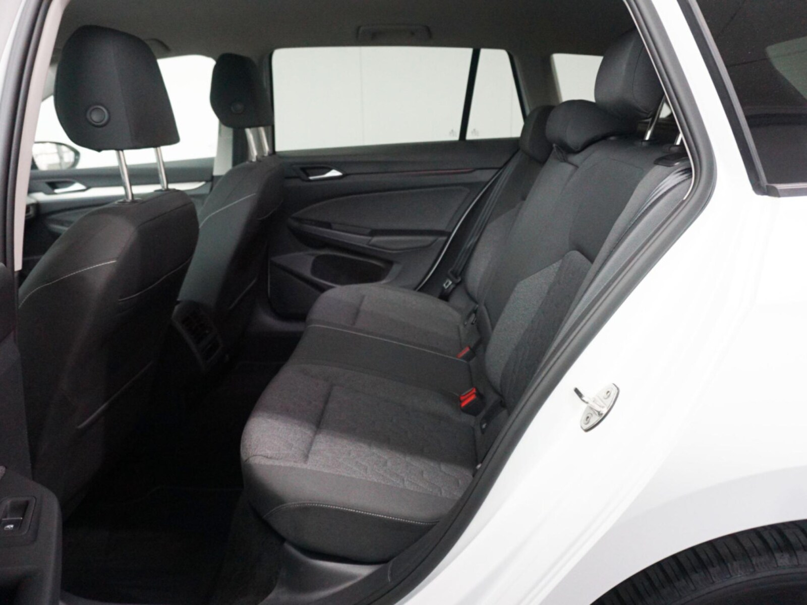 Volkswagen Golf Variant – Bild 9