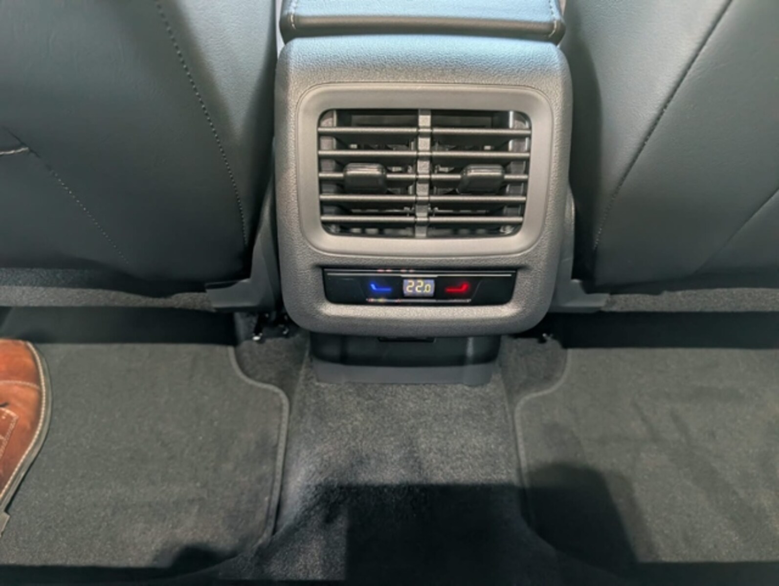 Volkswagen T-Roc – Bild 12