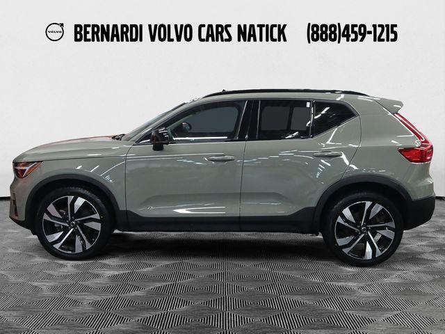 2024 Volvo XC40