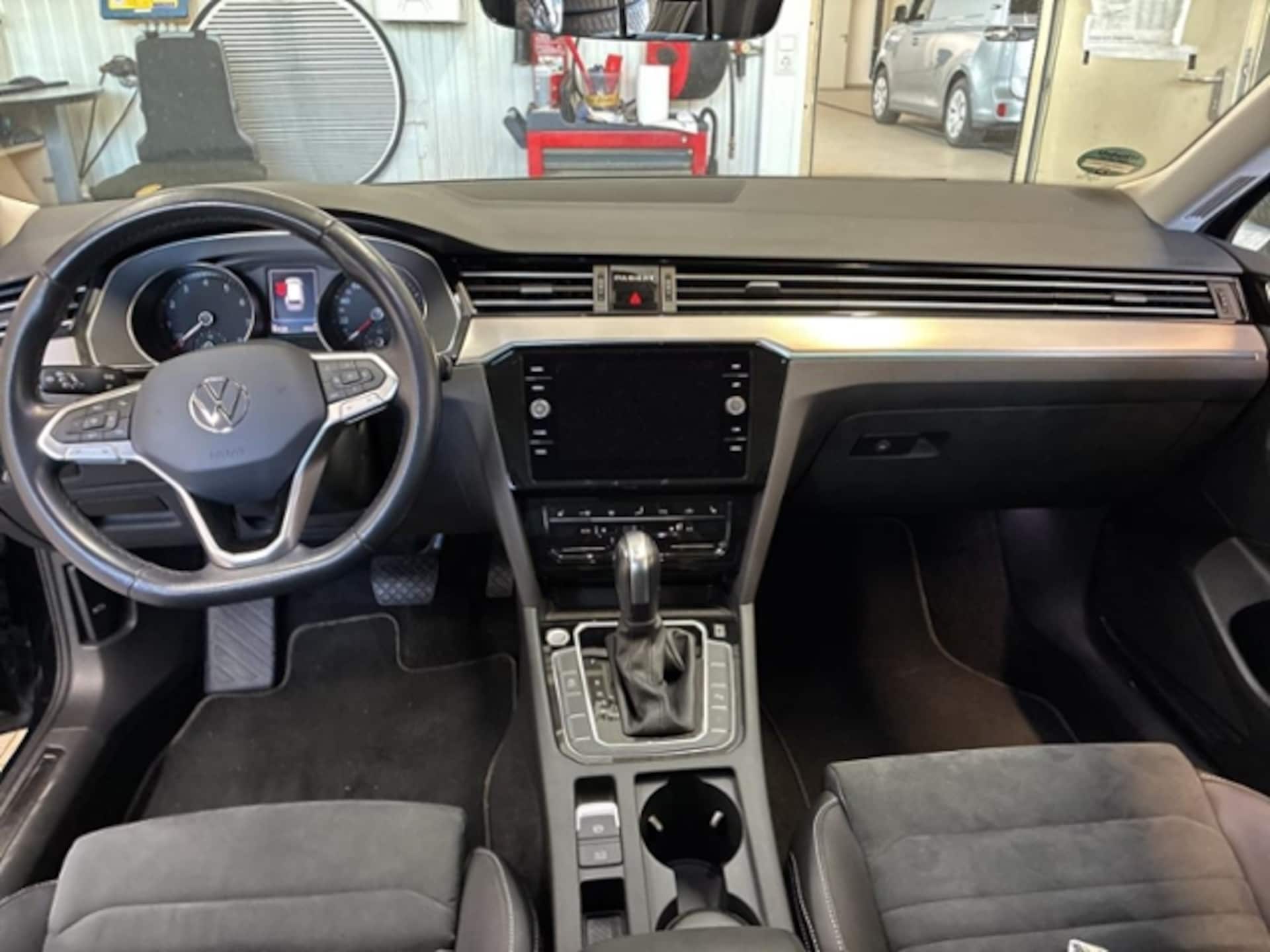 Volkswagen Passat Variant Elegance