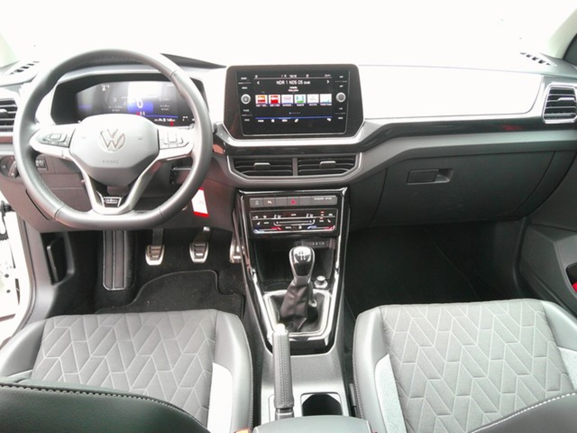 Volkswagen T-Cross Life