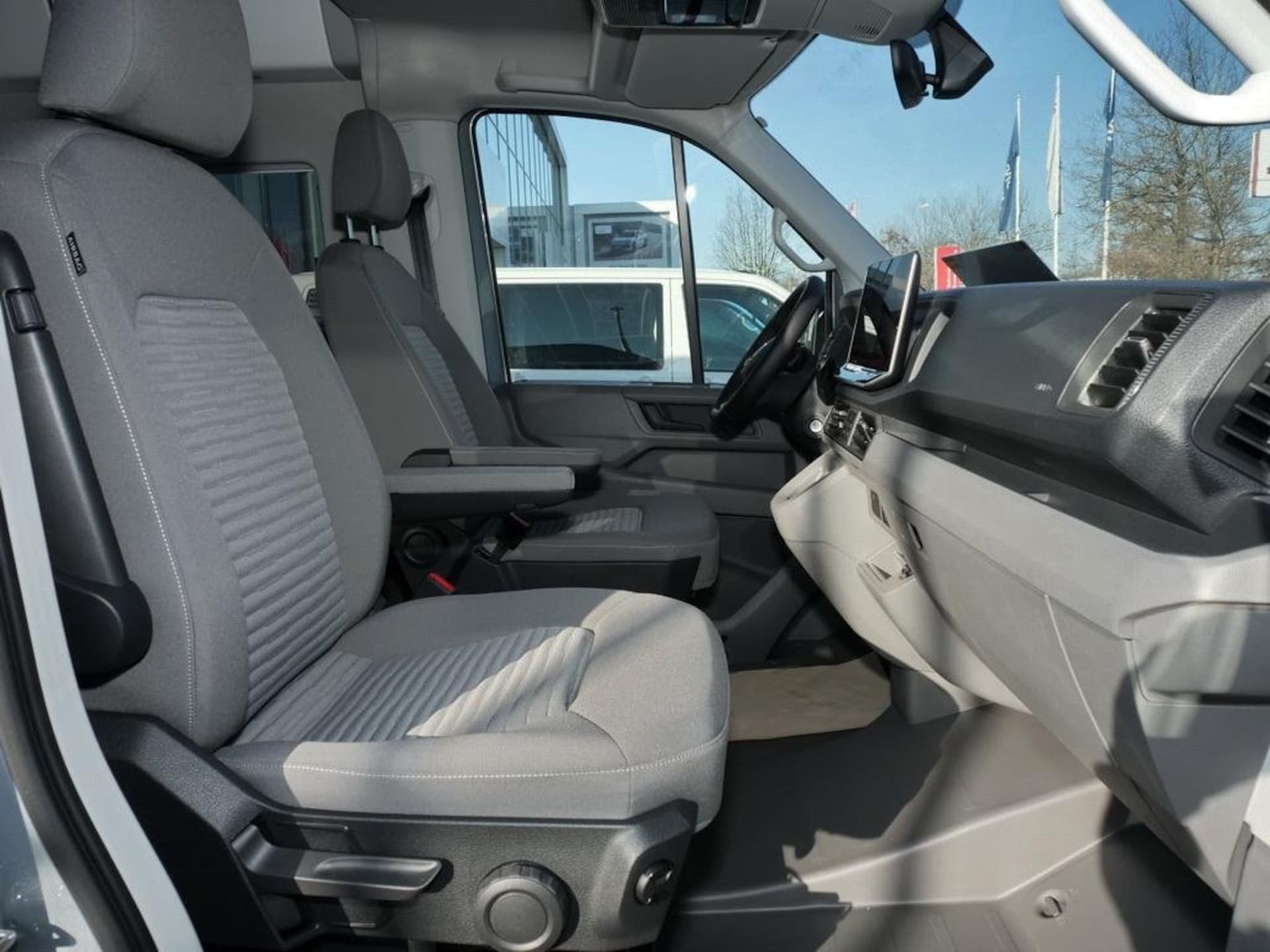 Volkswagen Grand California 600