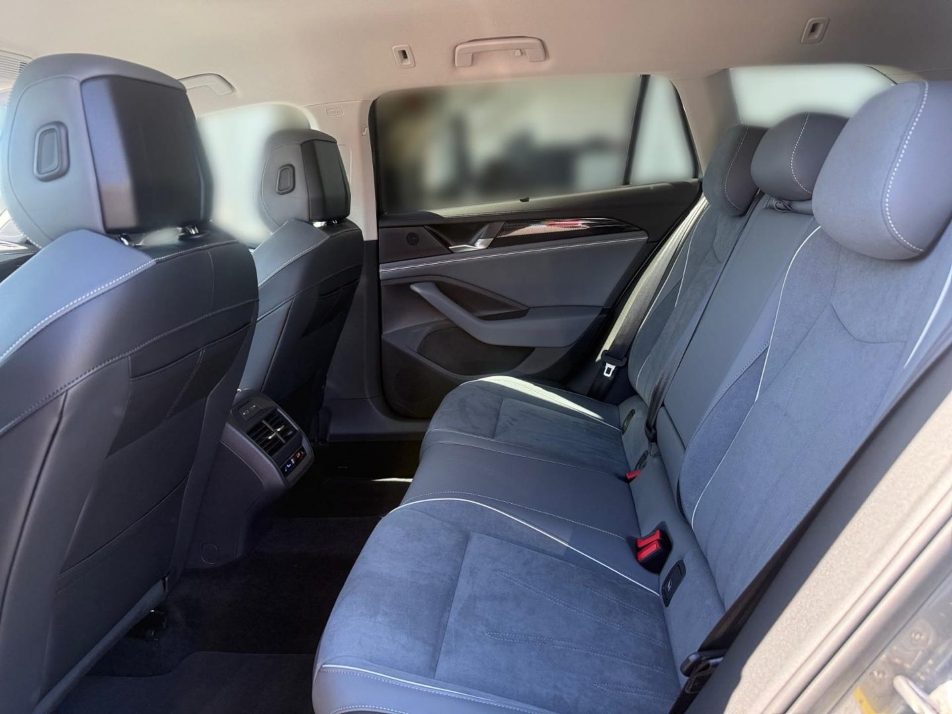 Volkswagen Passat Business