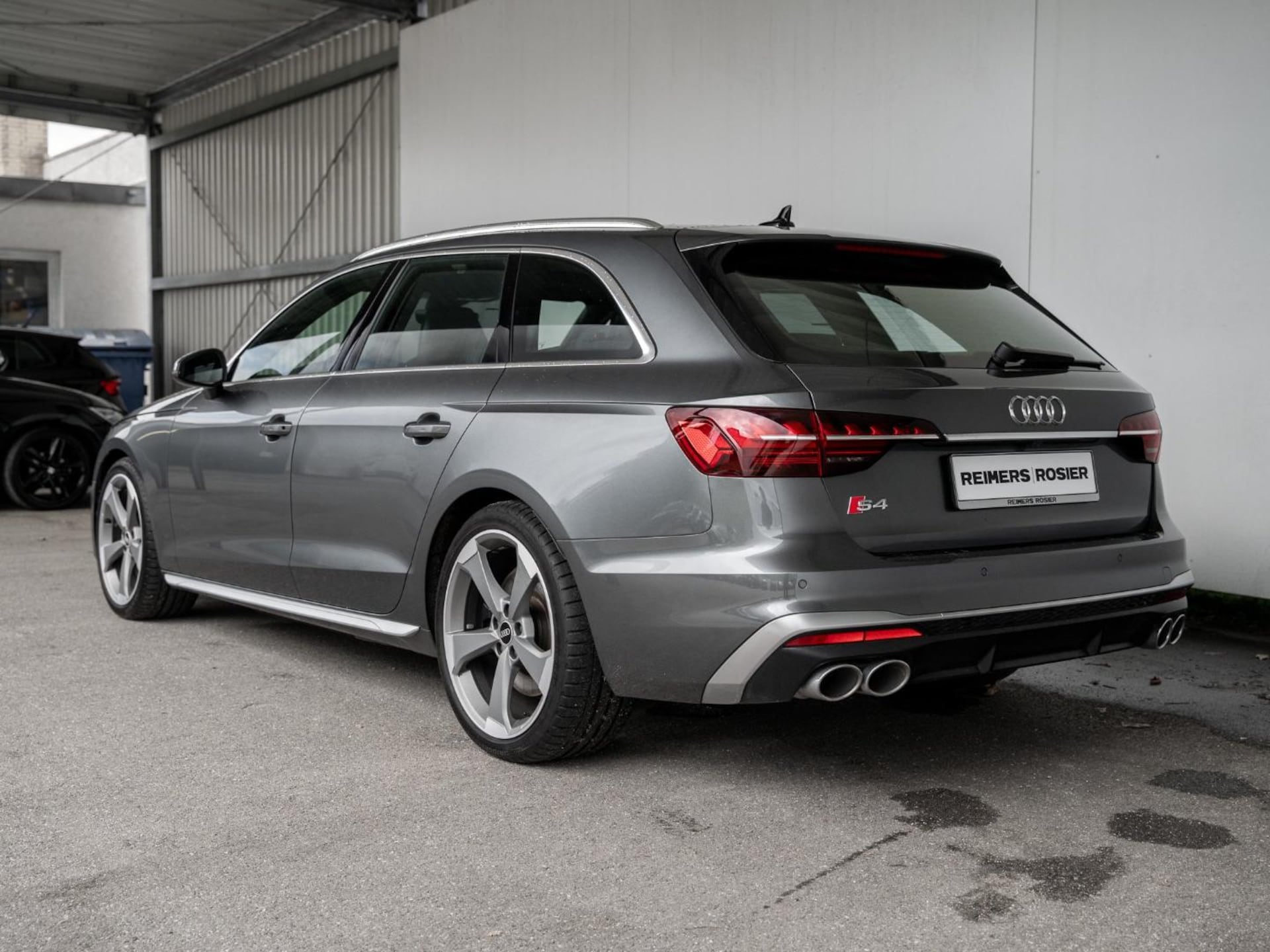 Audi S4 Avant
