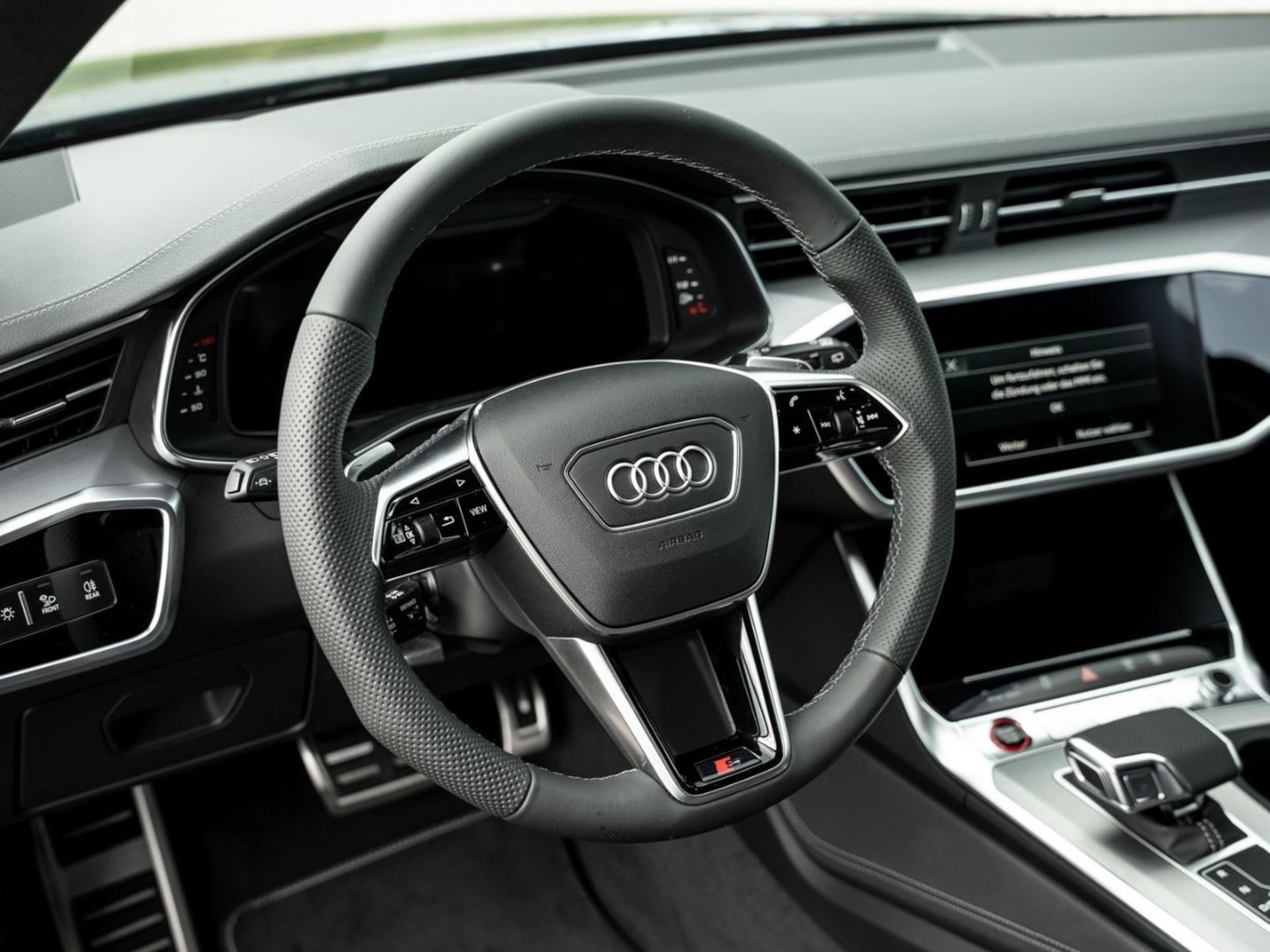 Audi S6 Avant