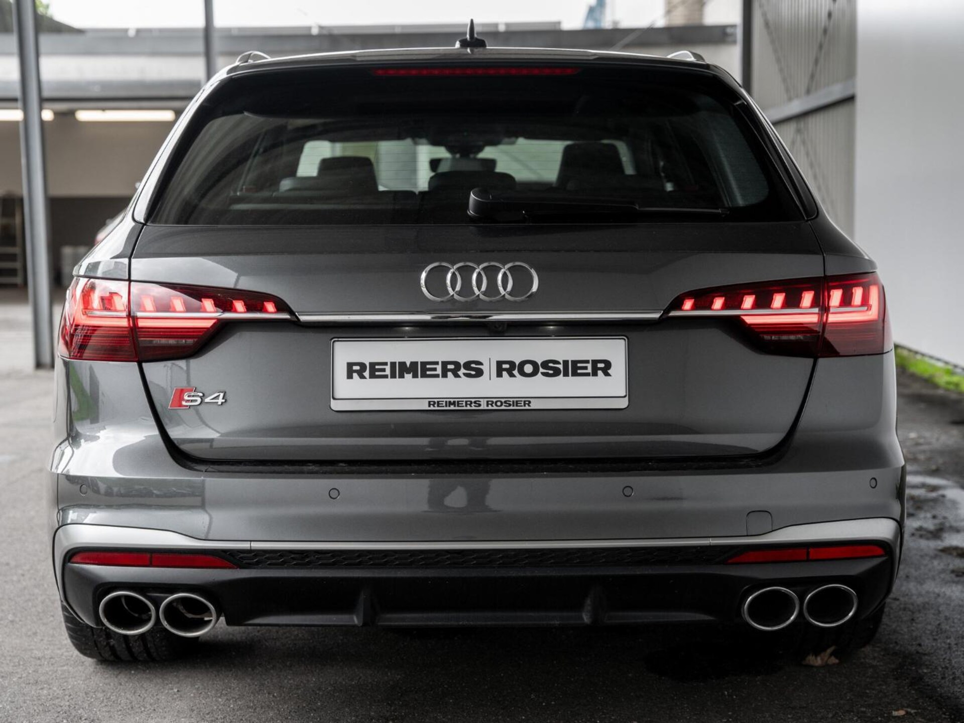 Audi S4 Avant