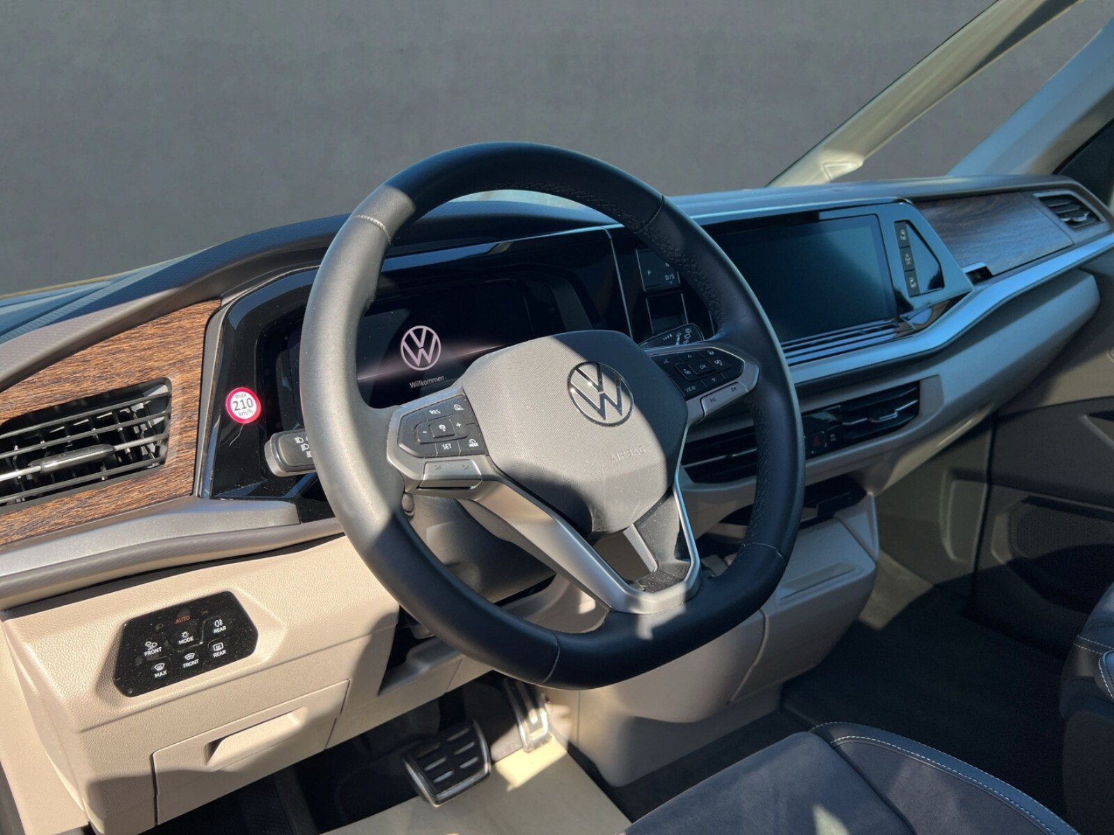 Volkswagen Multivan – Bild 8