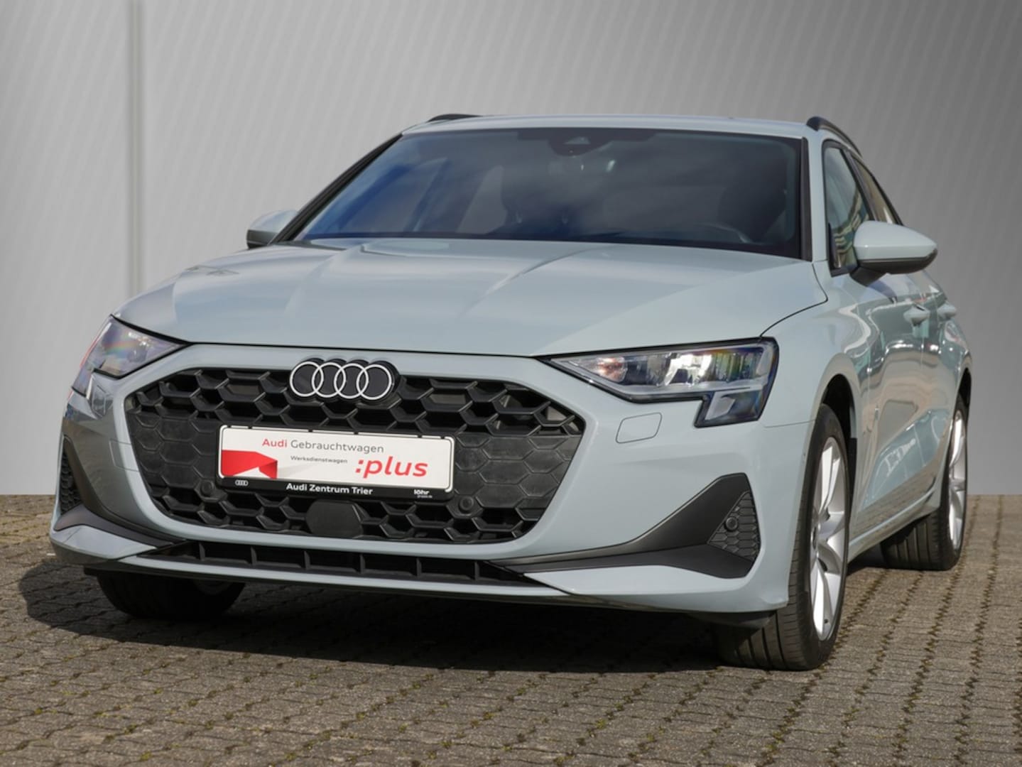 Bild über Audi A3 Sportback 35 TFSI Schaltgetriebe - für weitere Informationen kontaktieren Sie den Audi Partner