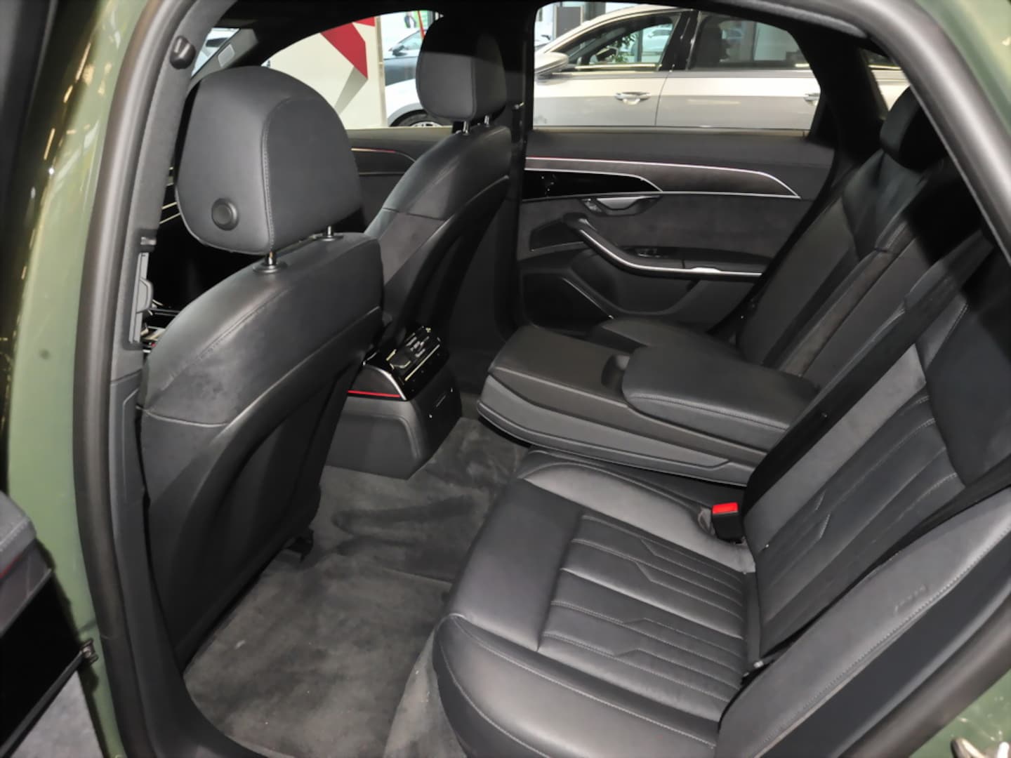 Bild über Audi A8 50 TDI quattro tiptronic - für weitere Informationen kontaktieren Sie den Audi Partner