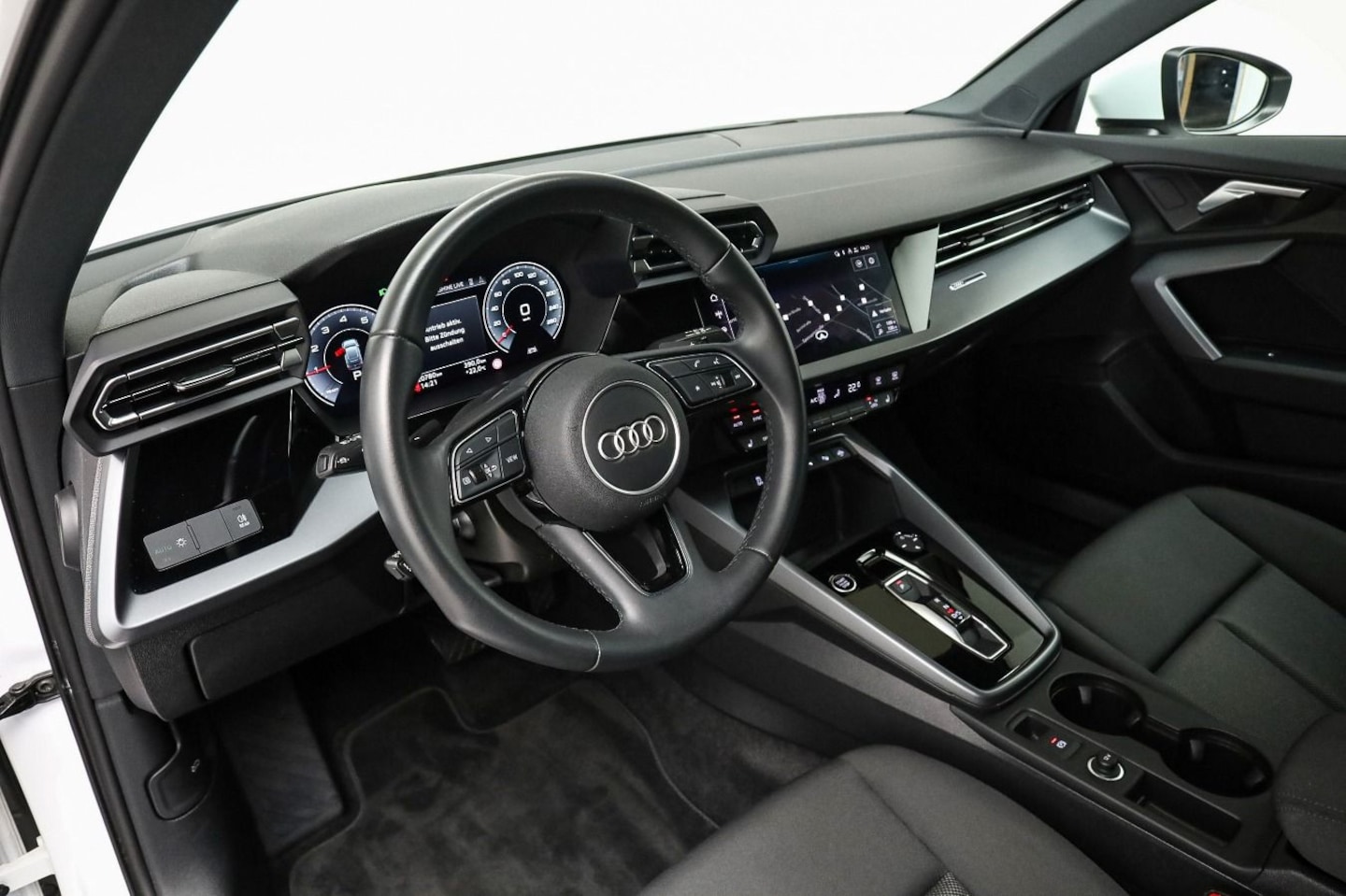Bild über Audi A3 Sportback advanced 30 TFSI S tronic - für weitere Informationen kontaktieren Sie den Audi Partner