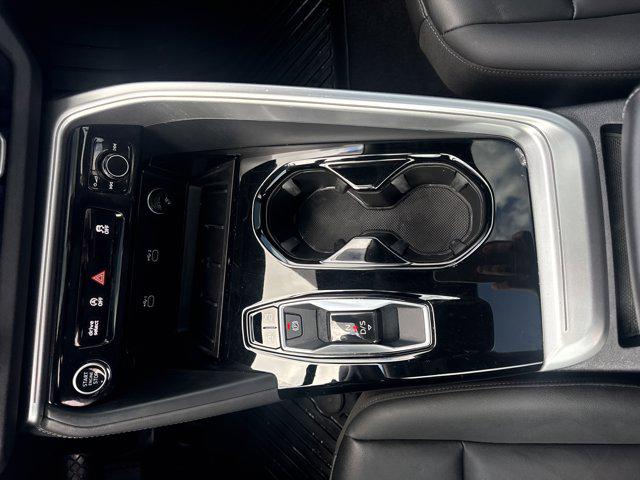 2025 Audi Q5 Premium - Photo 8