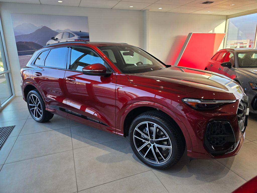 2026 Audi Q5 Premium Plus quattro's photo