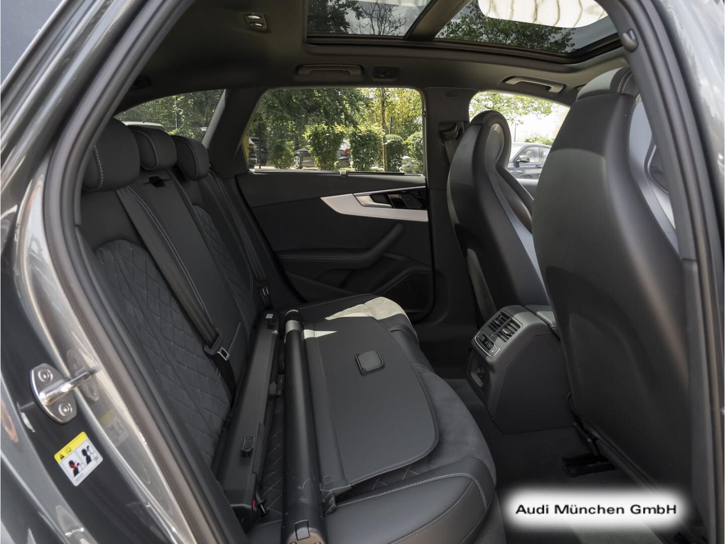 Bild über - für weitere Informationen kontaktieren Sie den Audi Partner
