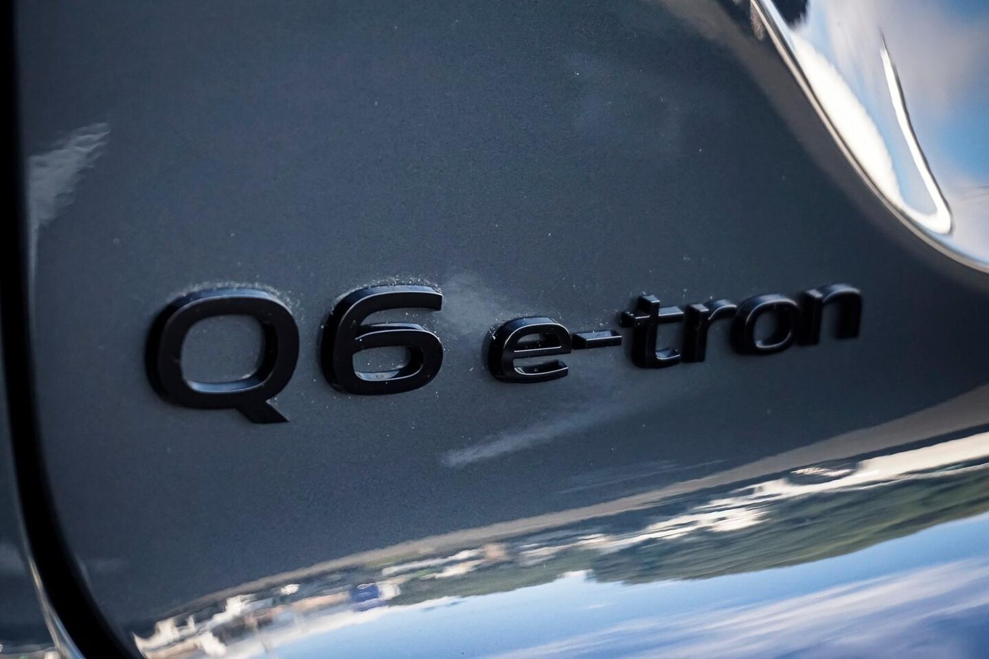 Image about Audi Q6 SUV e-tron e-tron