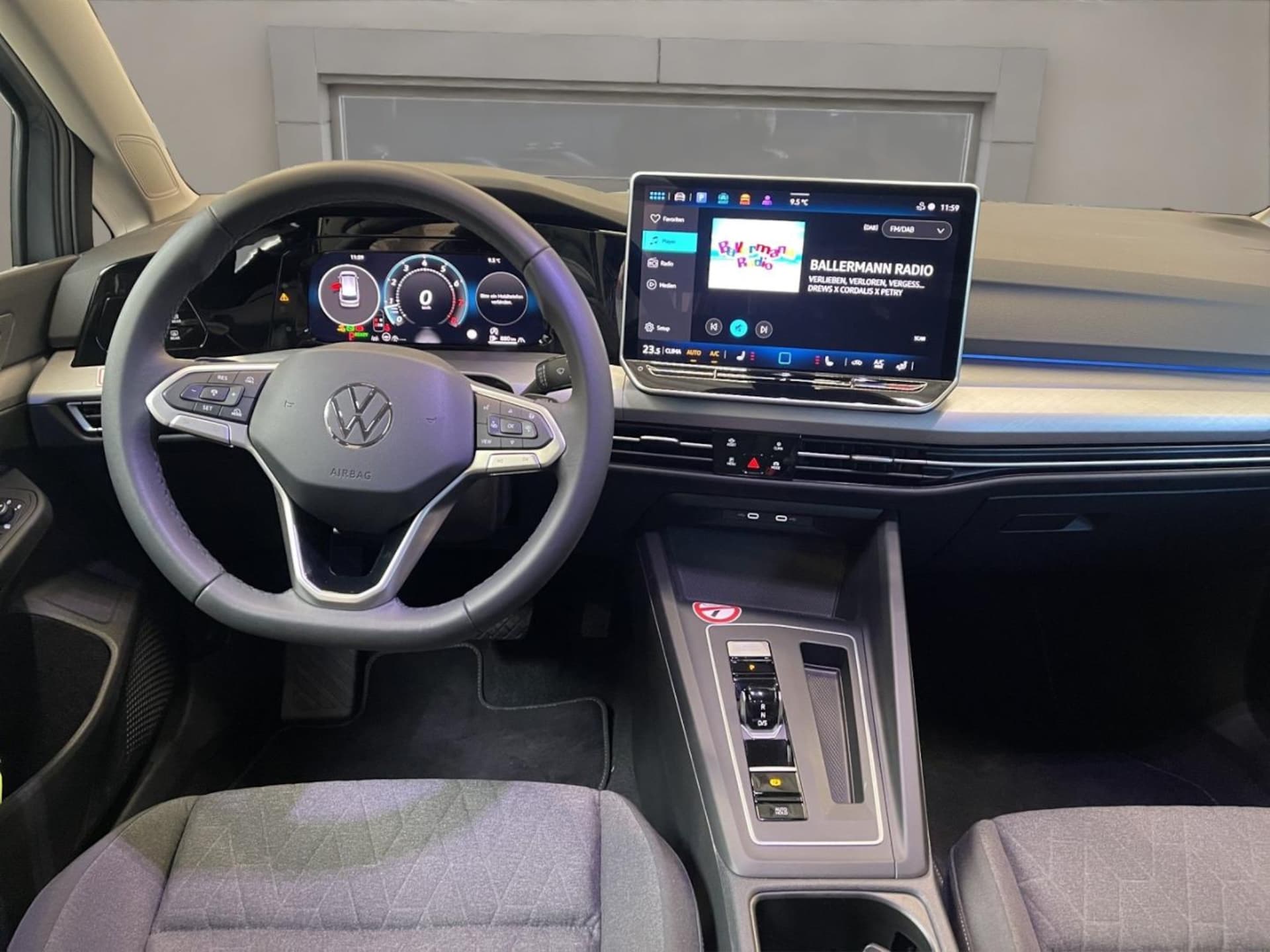 Volkswagen Golf Variant Life