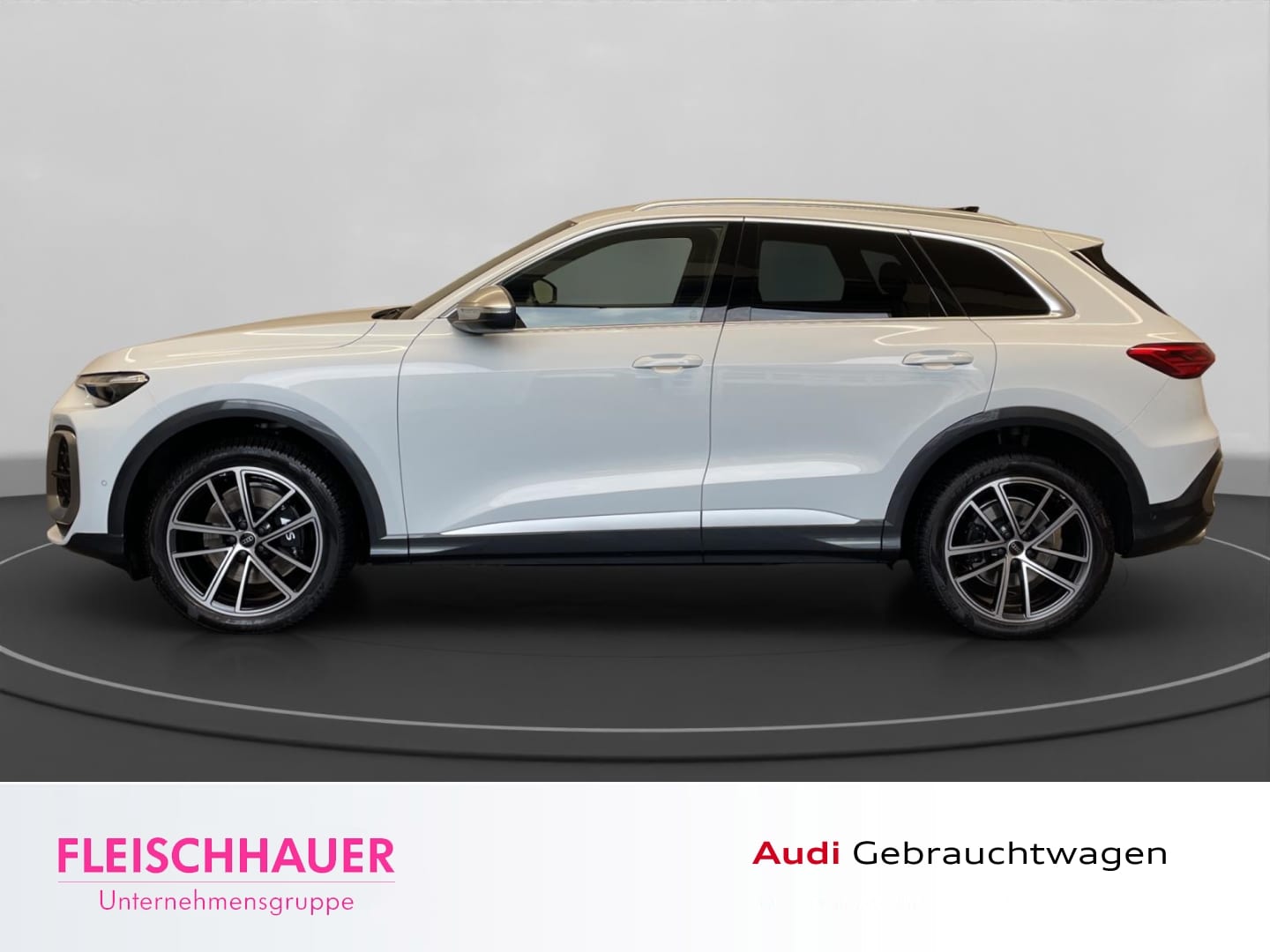 Bild über Audi SQ5 SUV TFSI 270 kW S tronic - für weitere Informationen kontaktieren Sie den Audi Partner