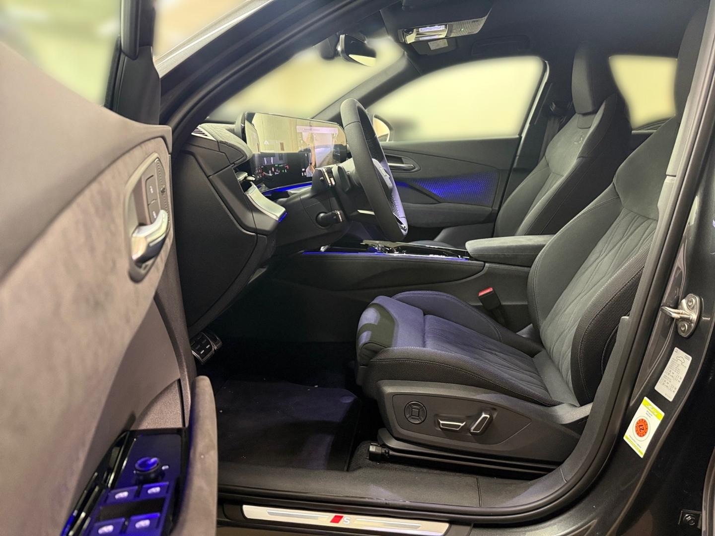 Bild über Audi Q3 Sportback e-hybrid e-hybrid 200 kW S tronic - für weitere Informationen kontaktieren Sie den Audi Partner