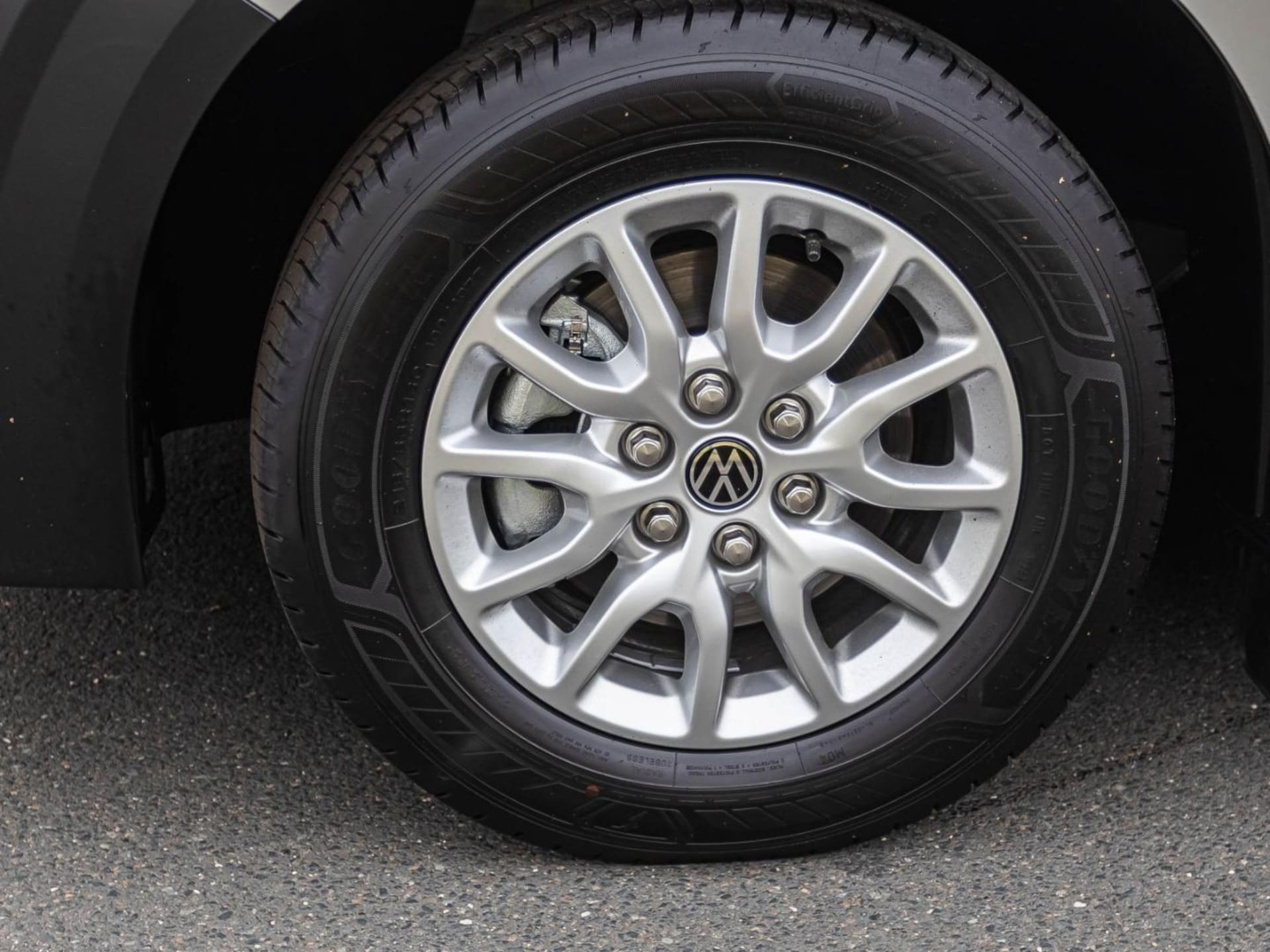 Volkswagen Transporter Kasten langer Radstand