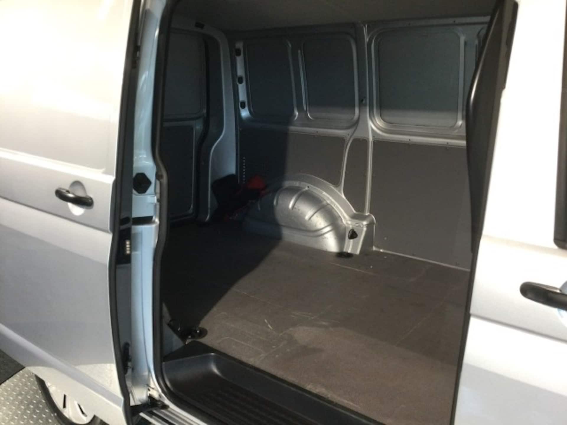 Volkswagen T6.1 Transporter Kasten kurzer Radstand EcoProfi