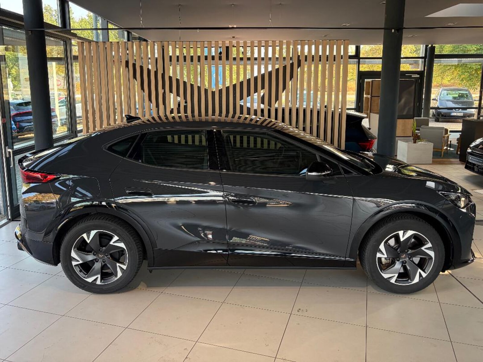 CUPRA Tavascan – Bild 6