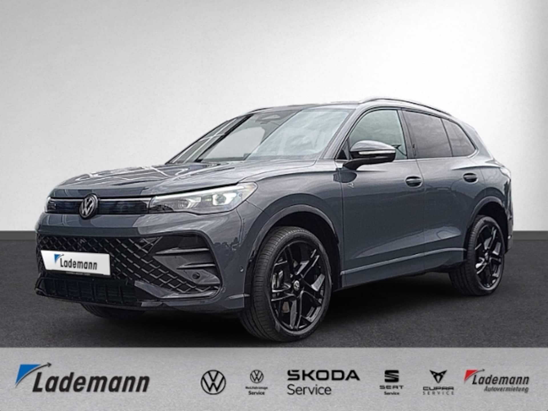 Volkswagen Tiguan — Volkswagen Tiguan 2.0 TDI R-LINE DSG 4MOTION PANO+AHK+LEDER