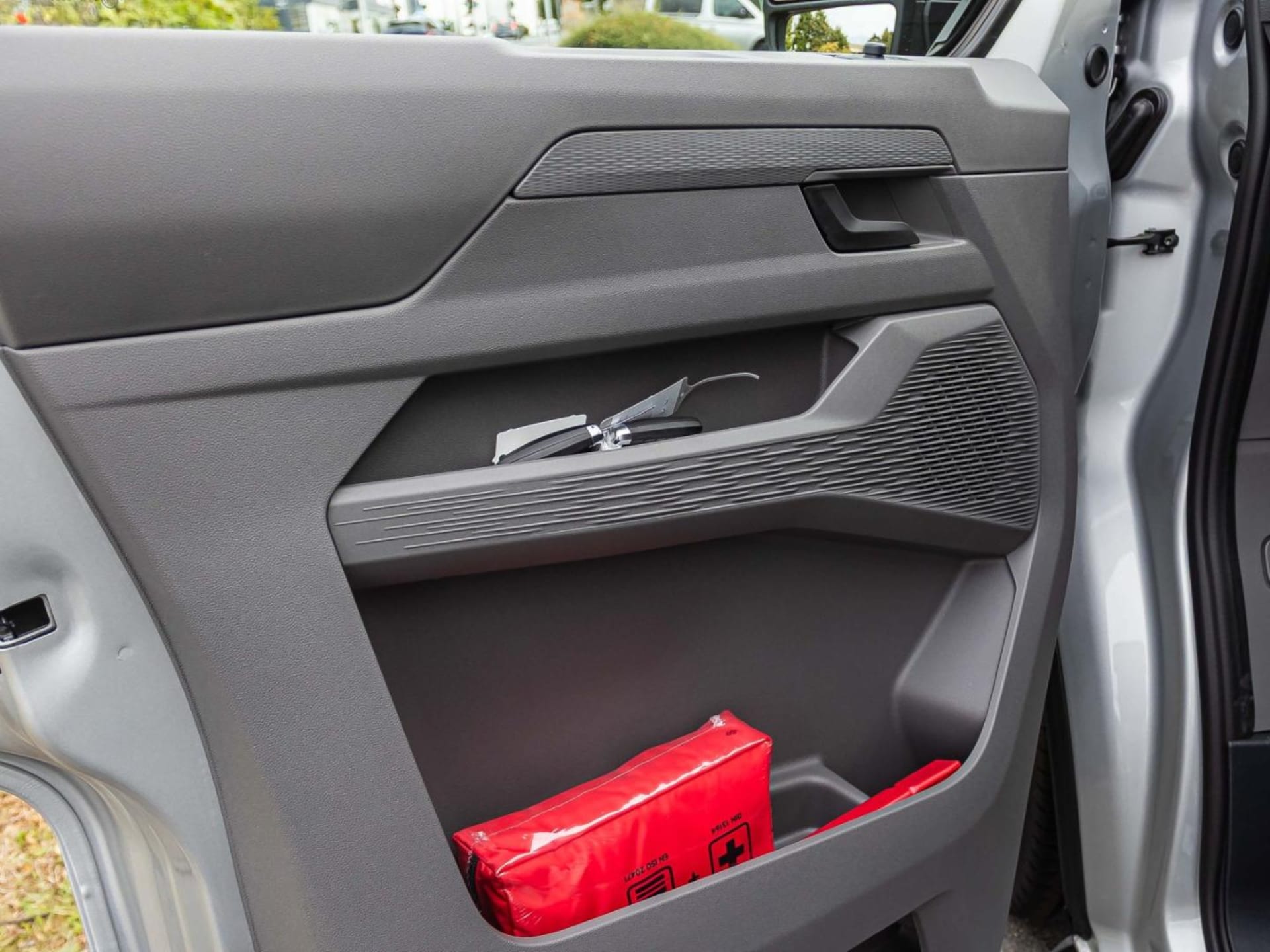 Volkswagen Transporter Kasten langer Radstand