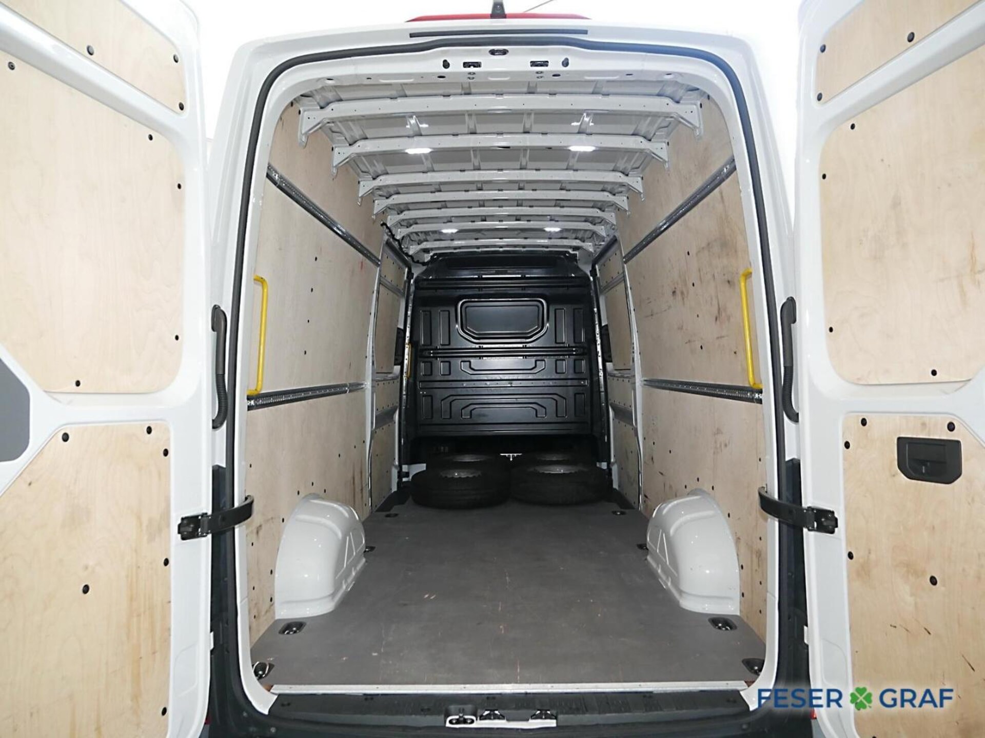 Volkswagen Crafter Kasten langer Radstand