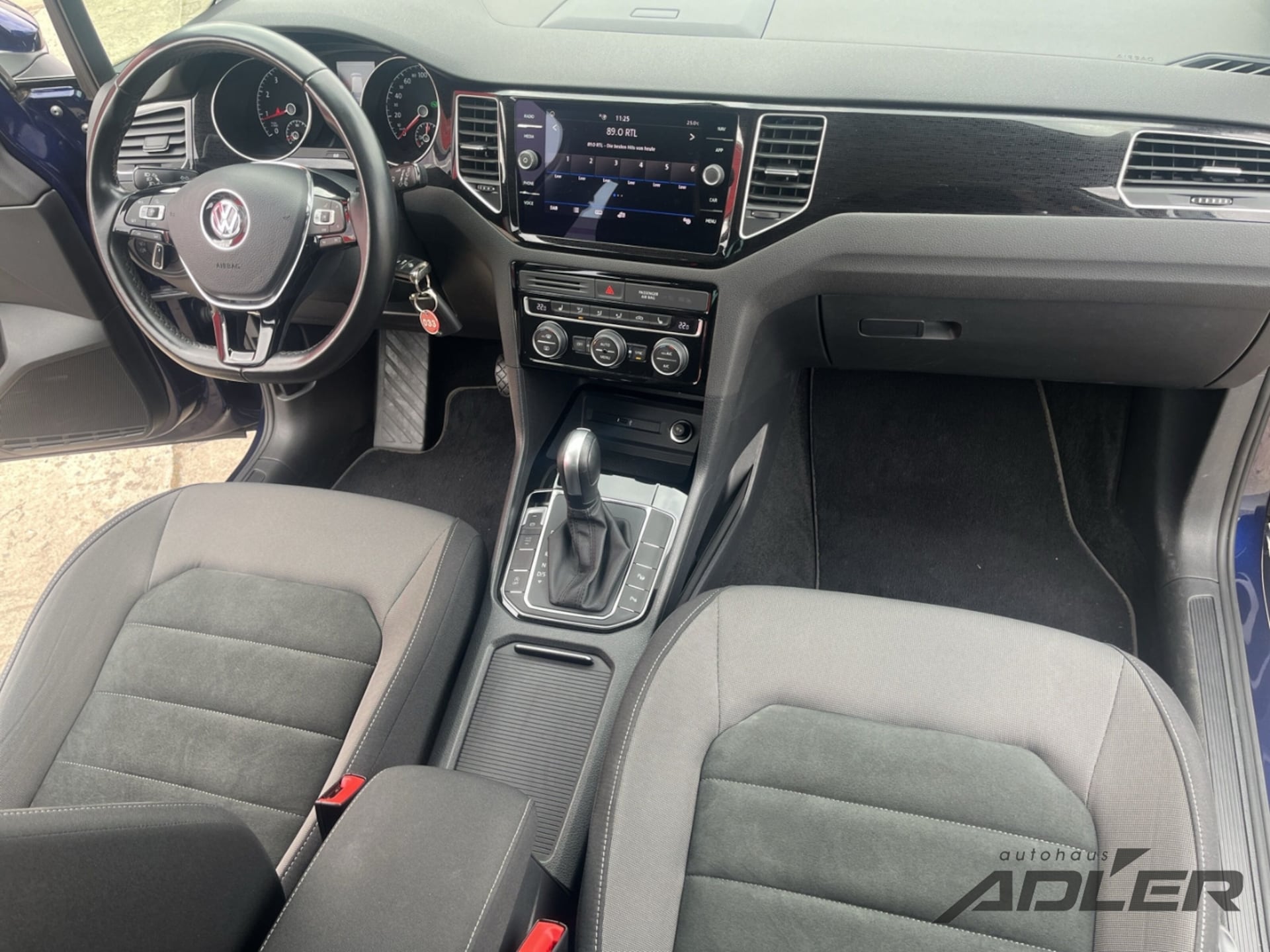 Volkswagen Golf Sportsvan Highline