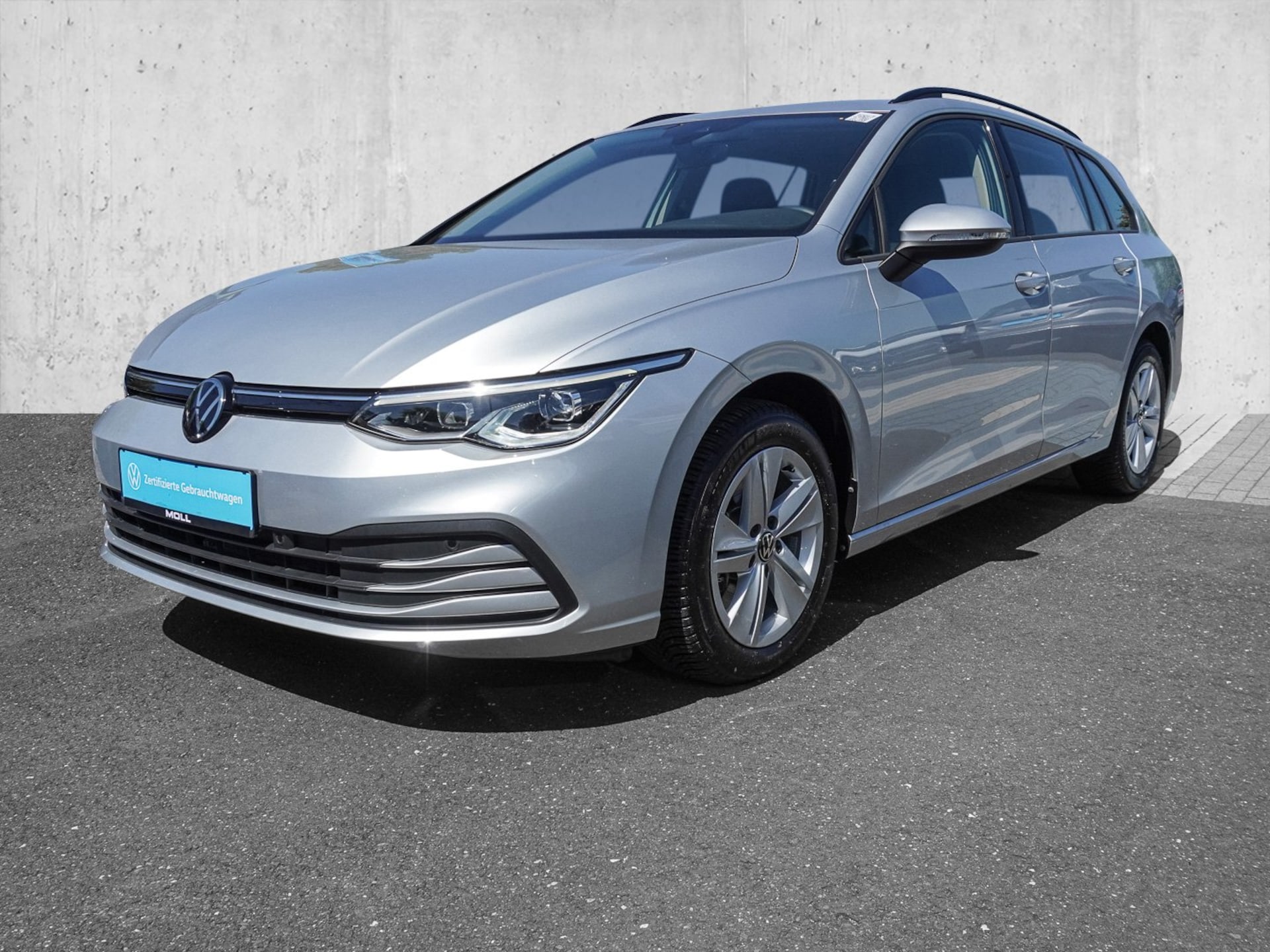 Volkswagen Golf Variant Life
