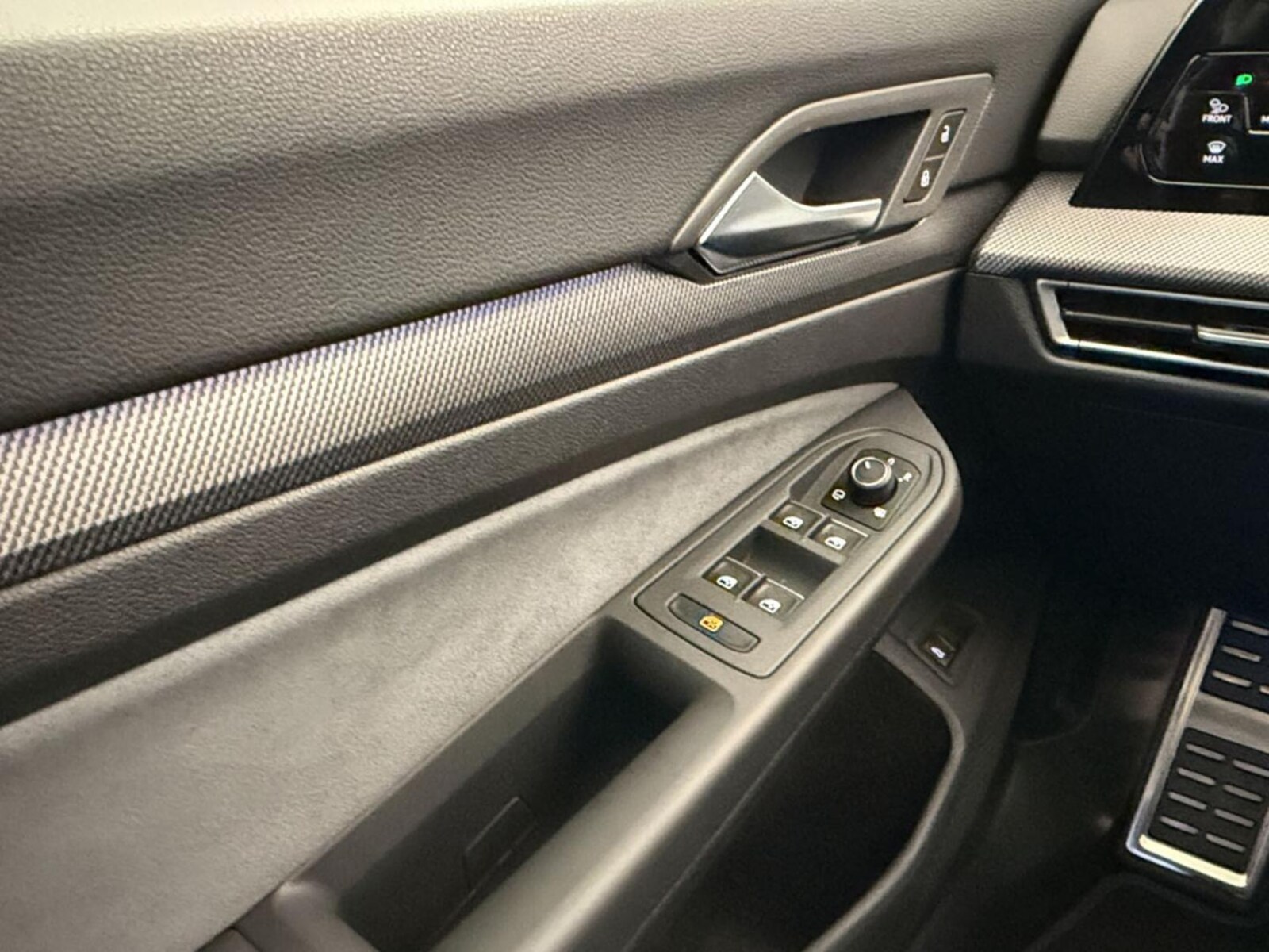 Volkswagen Golf Variant – Bild 14