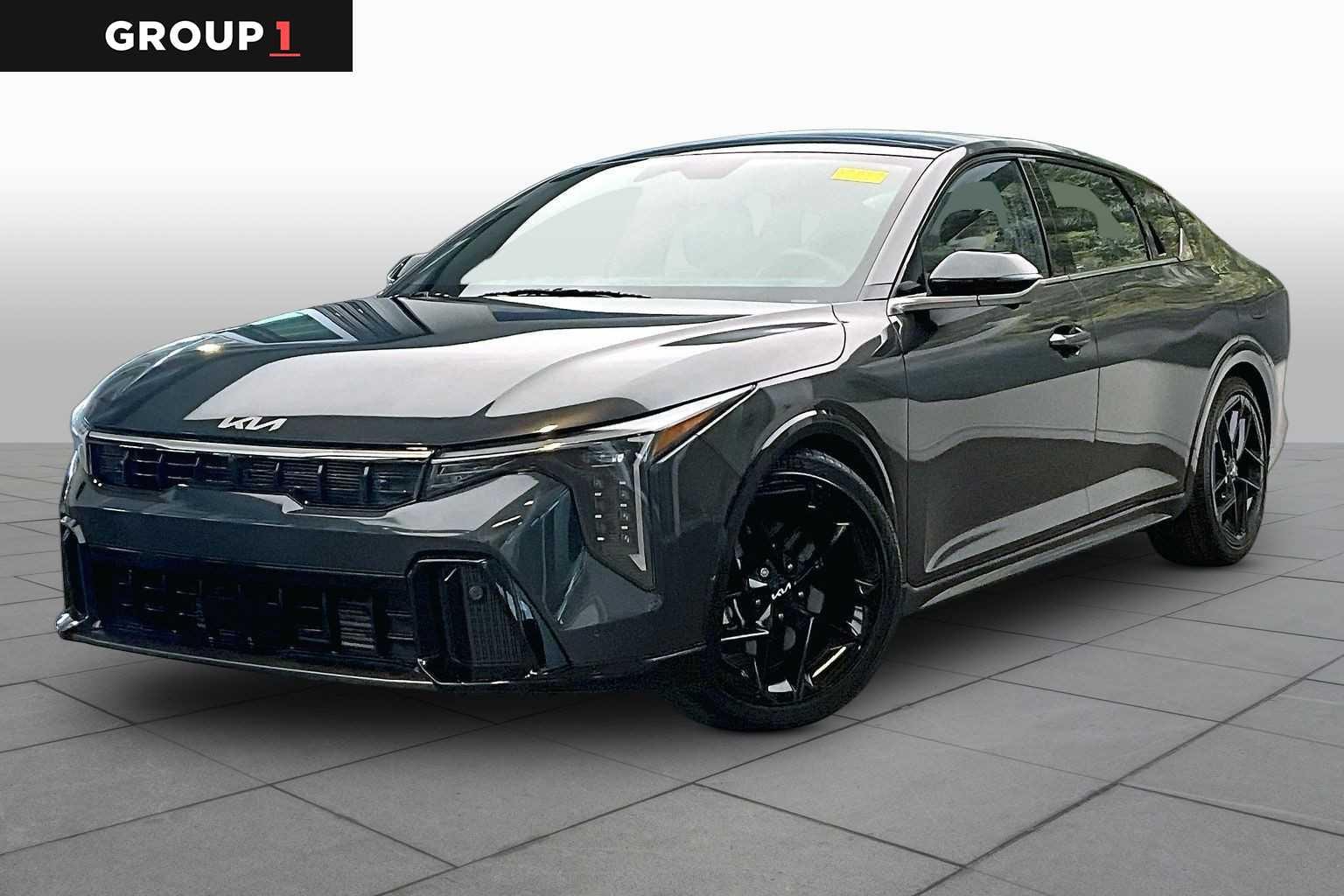 2025 Kia K4 GT-Line Turbo AT's photo