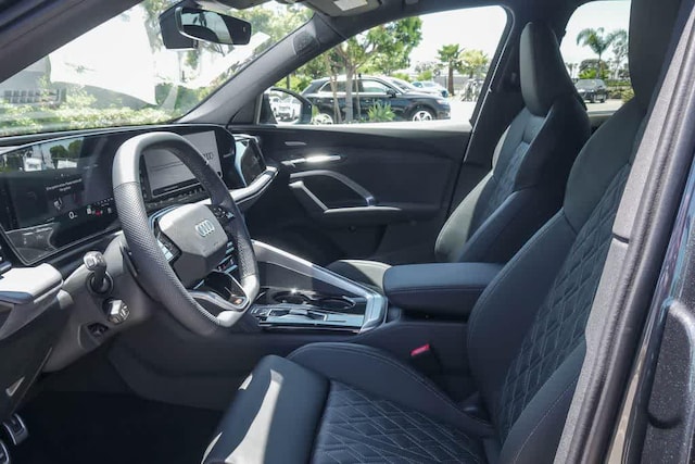 2026 Audi SQ5 Premium Plus - Photo 18