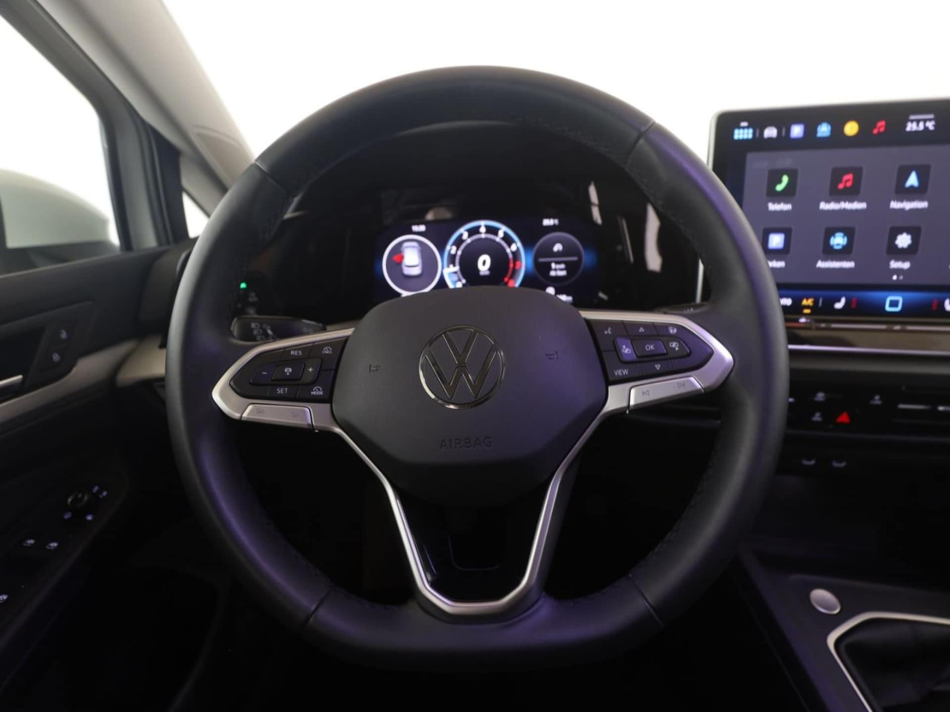 Volkswagen Golf Life