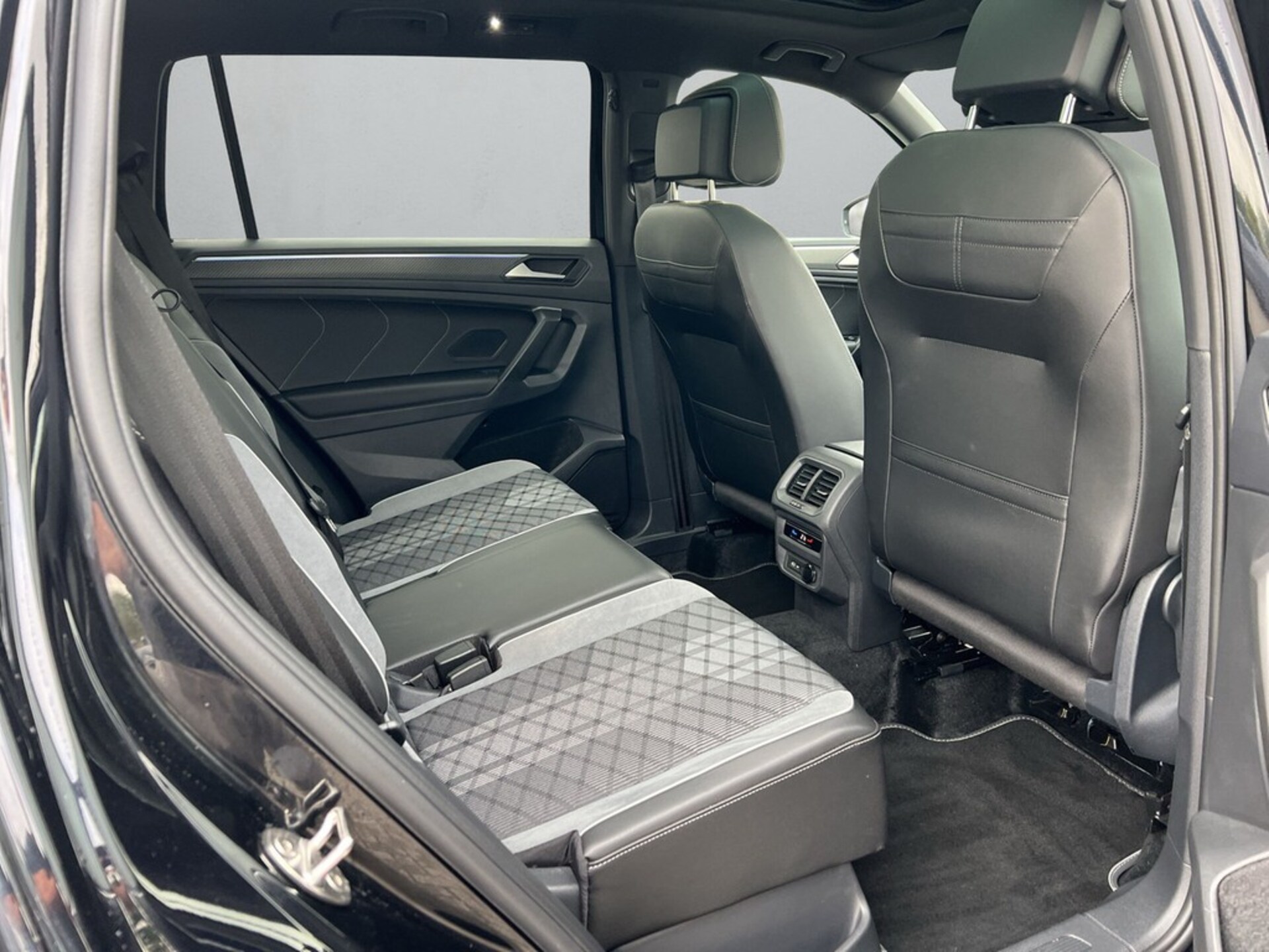 Volkswagen Tiguan Allspace R-Line