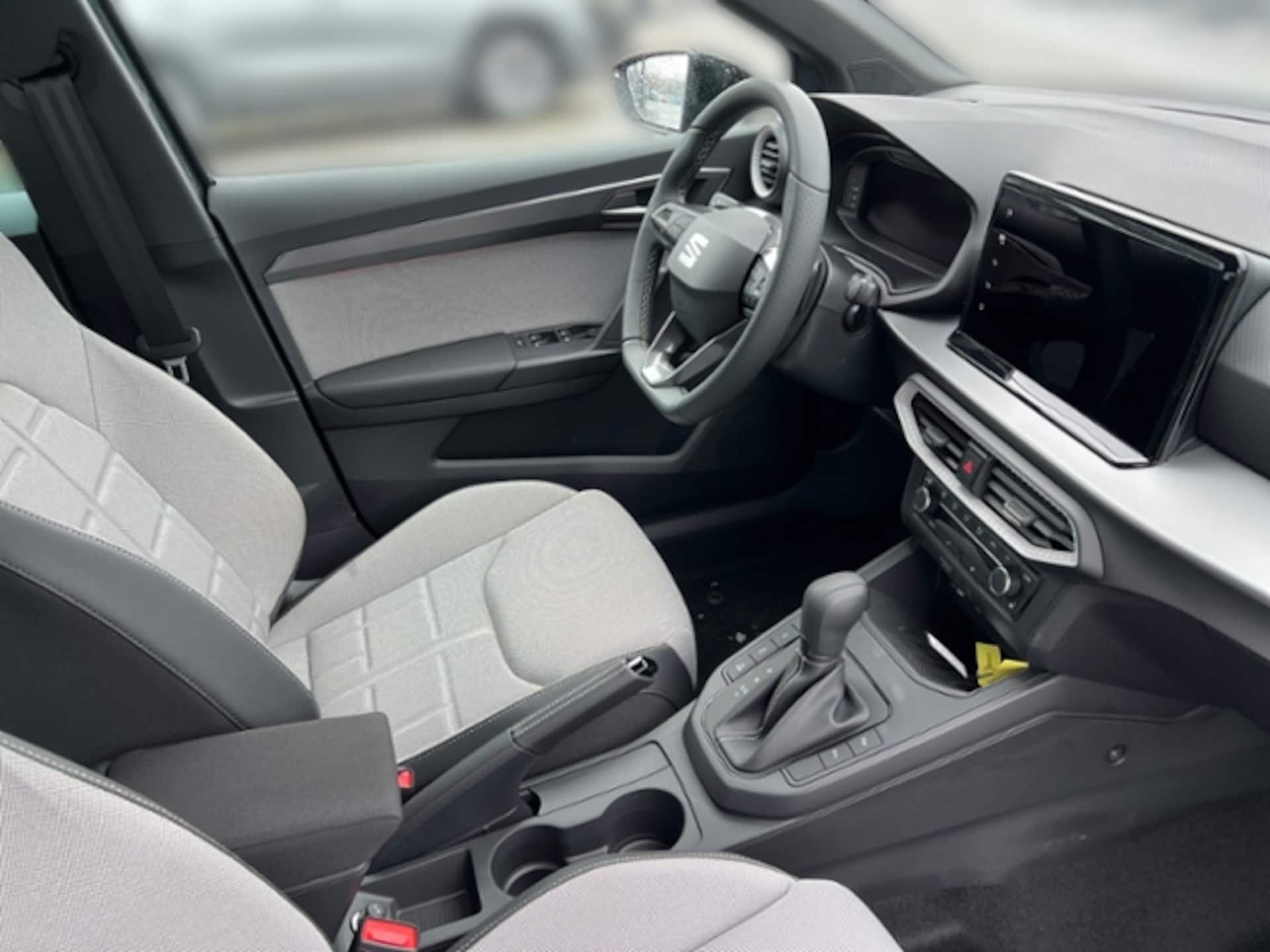 SEAT Arona FR