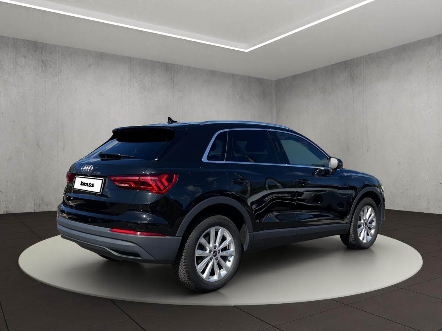 Bild über Audi Q3 TFSI e 45 TFSI e S tronic - für weitere Informationen kontaktieren Sie den Audi Partner